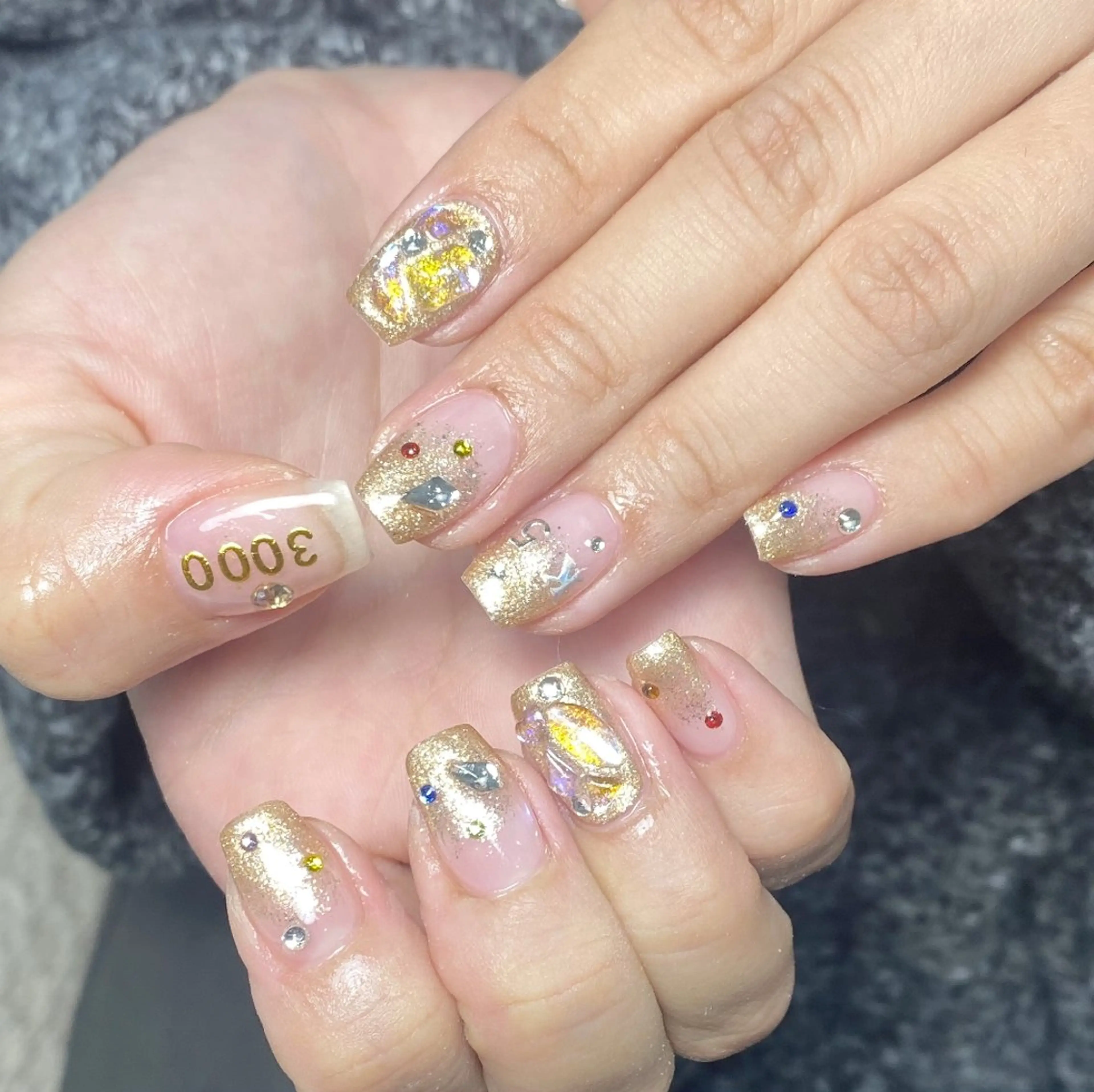 ネイル チークネイル 長さ出し フレンチネイル ジェルネイル ガラスフレンチ ハンドネイル UM Nail Salonのネイルデザイン