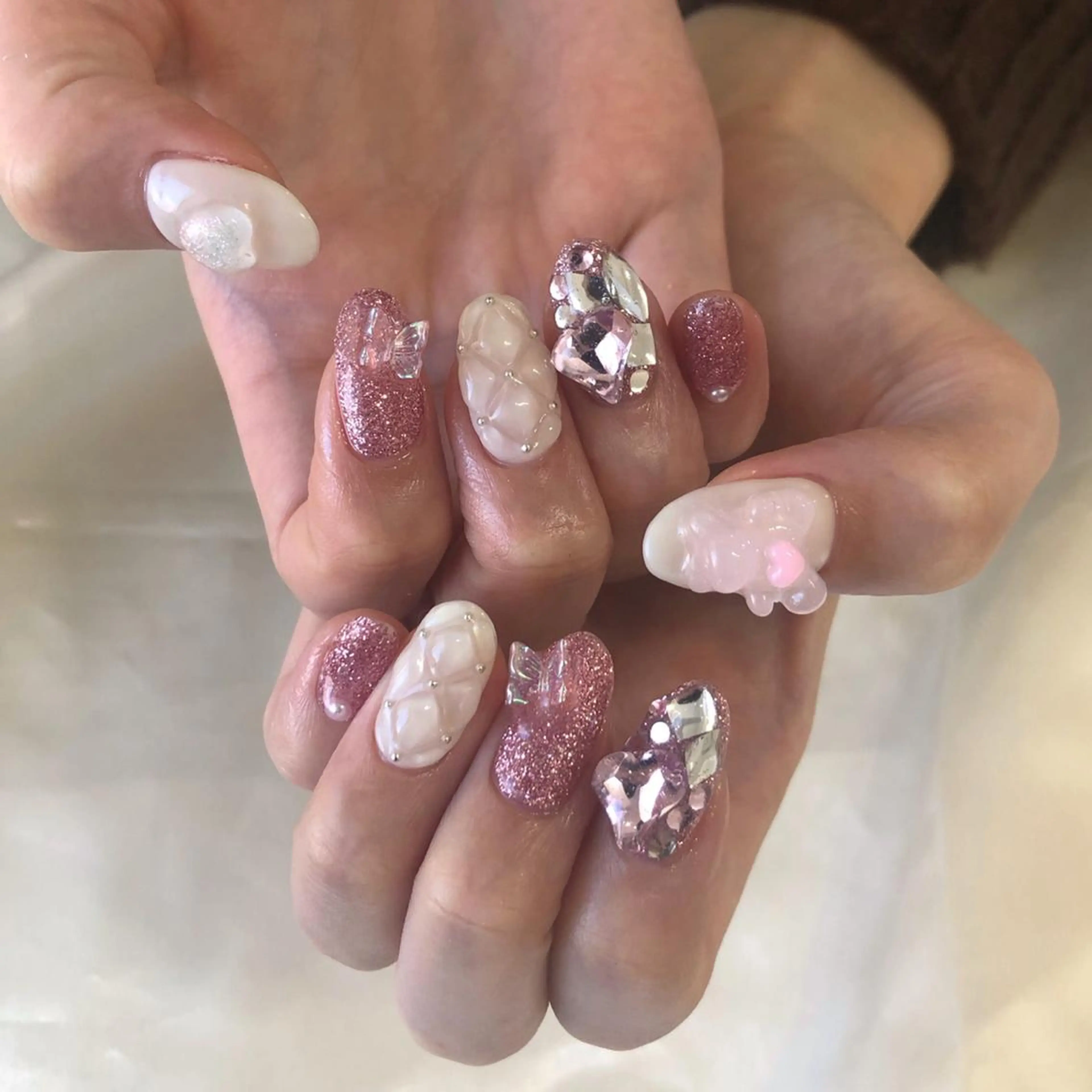 ネイル ハンドネイル ViViA momokaのネイルデザイン