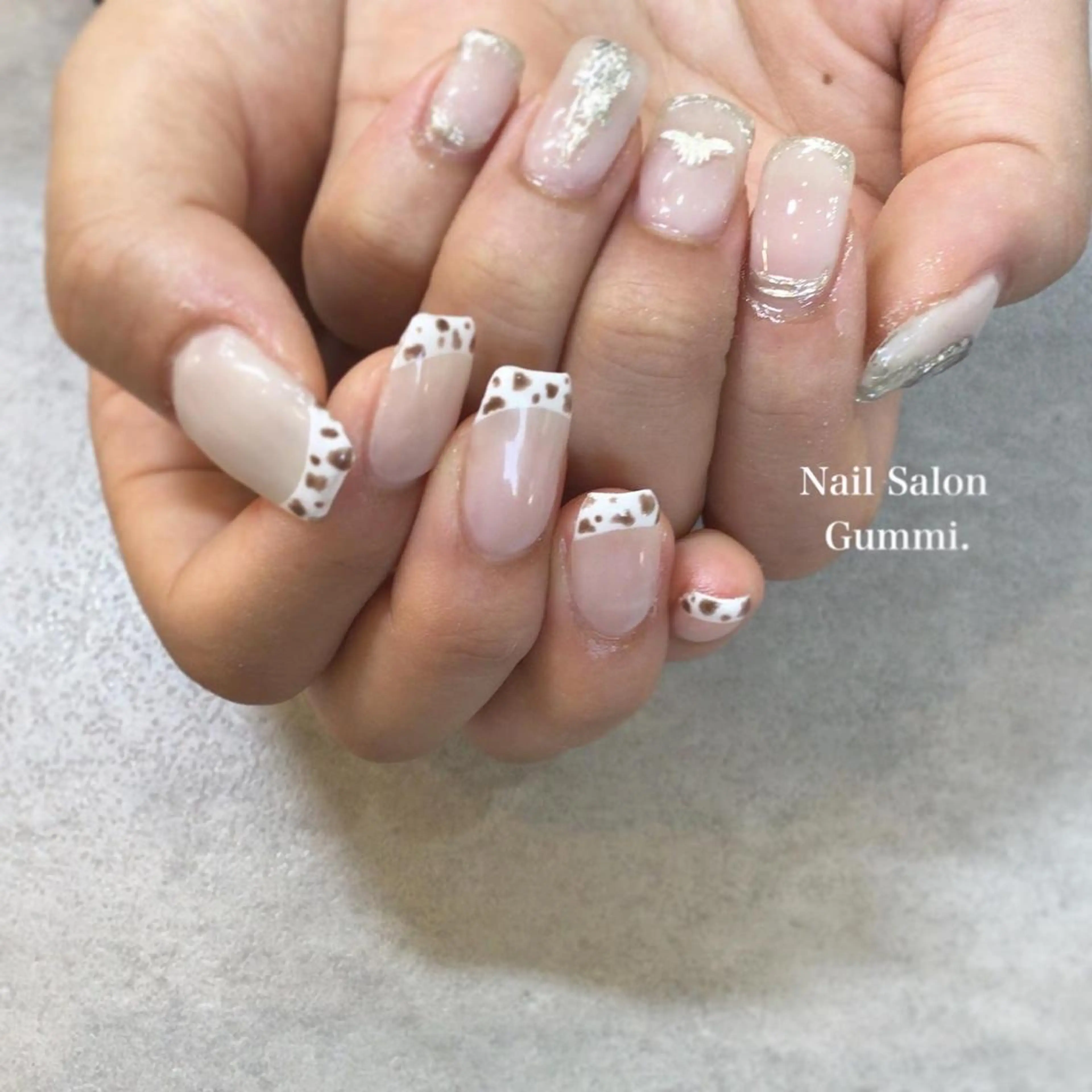 ネイル フレンチネイル キラキラネイル 韓国ネイル ラメ(グリッター) ミラーネイル Nail Salon Gummi.のネイルデザイン