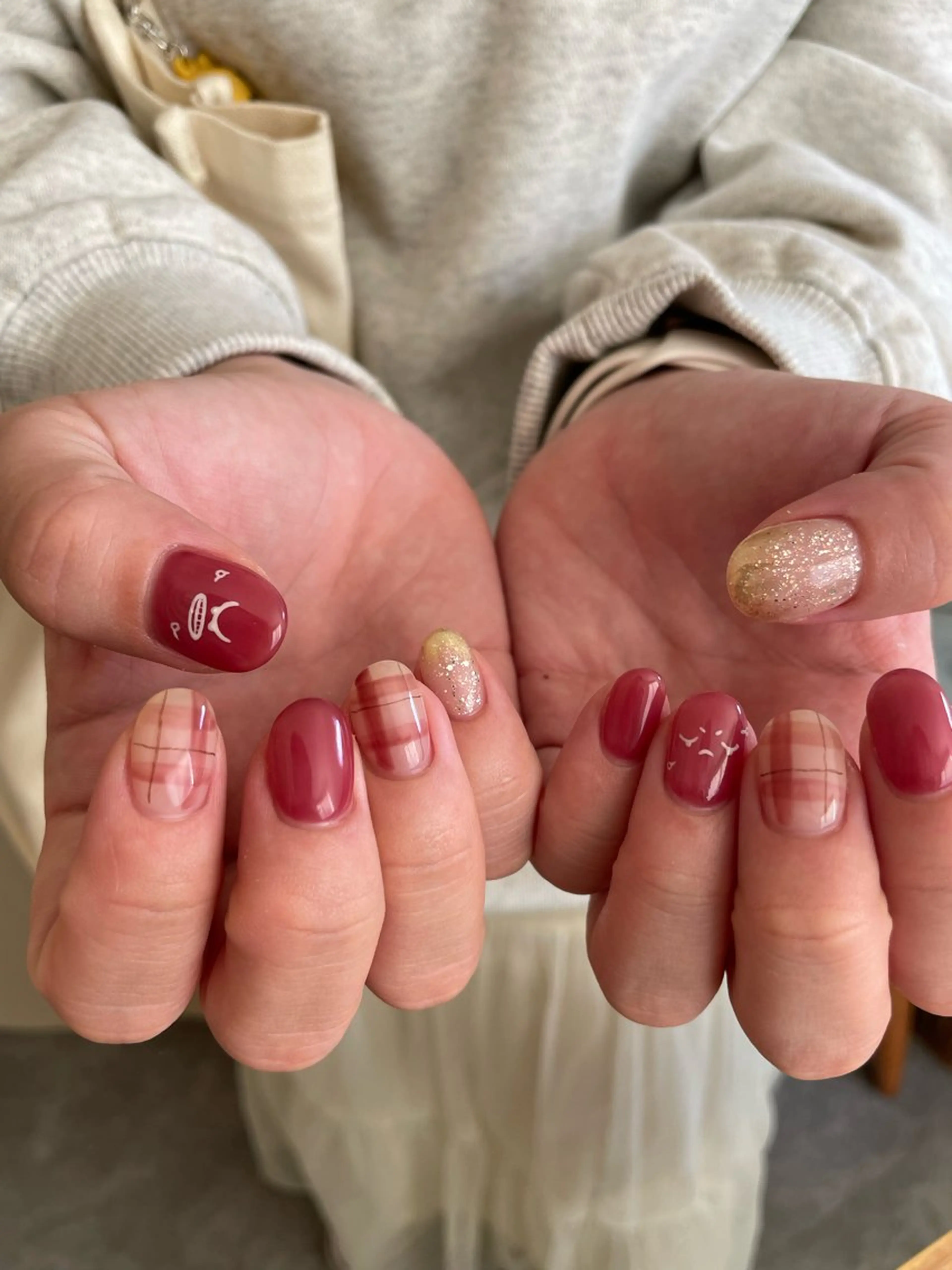 ネイル ハンドネイル roof nailのネイルデザイン