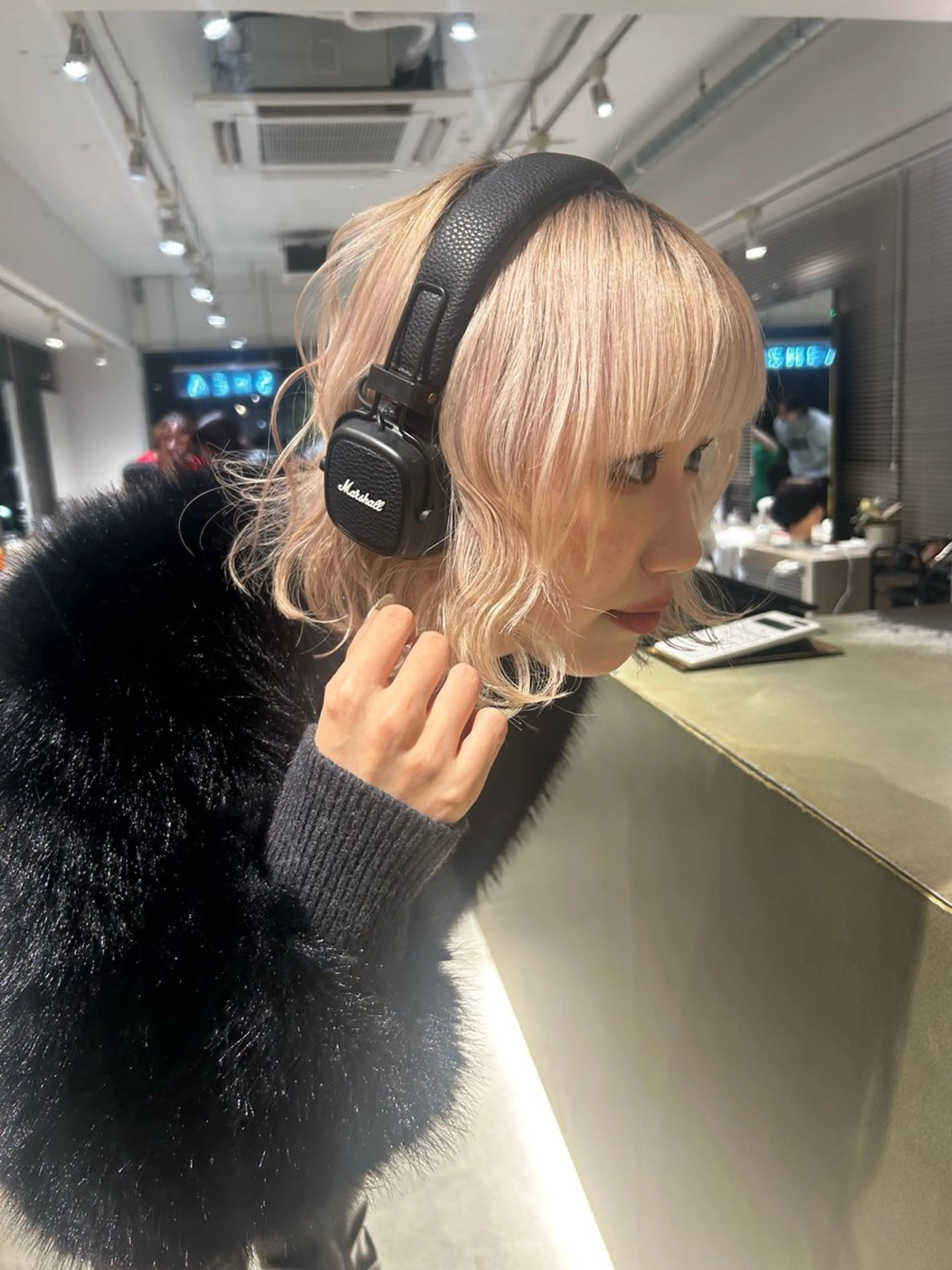 ミディアム ヘアカラー 似合わせカット 奥村陽花のヘアスタイル