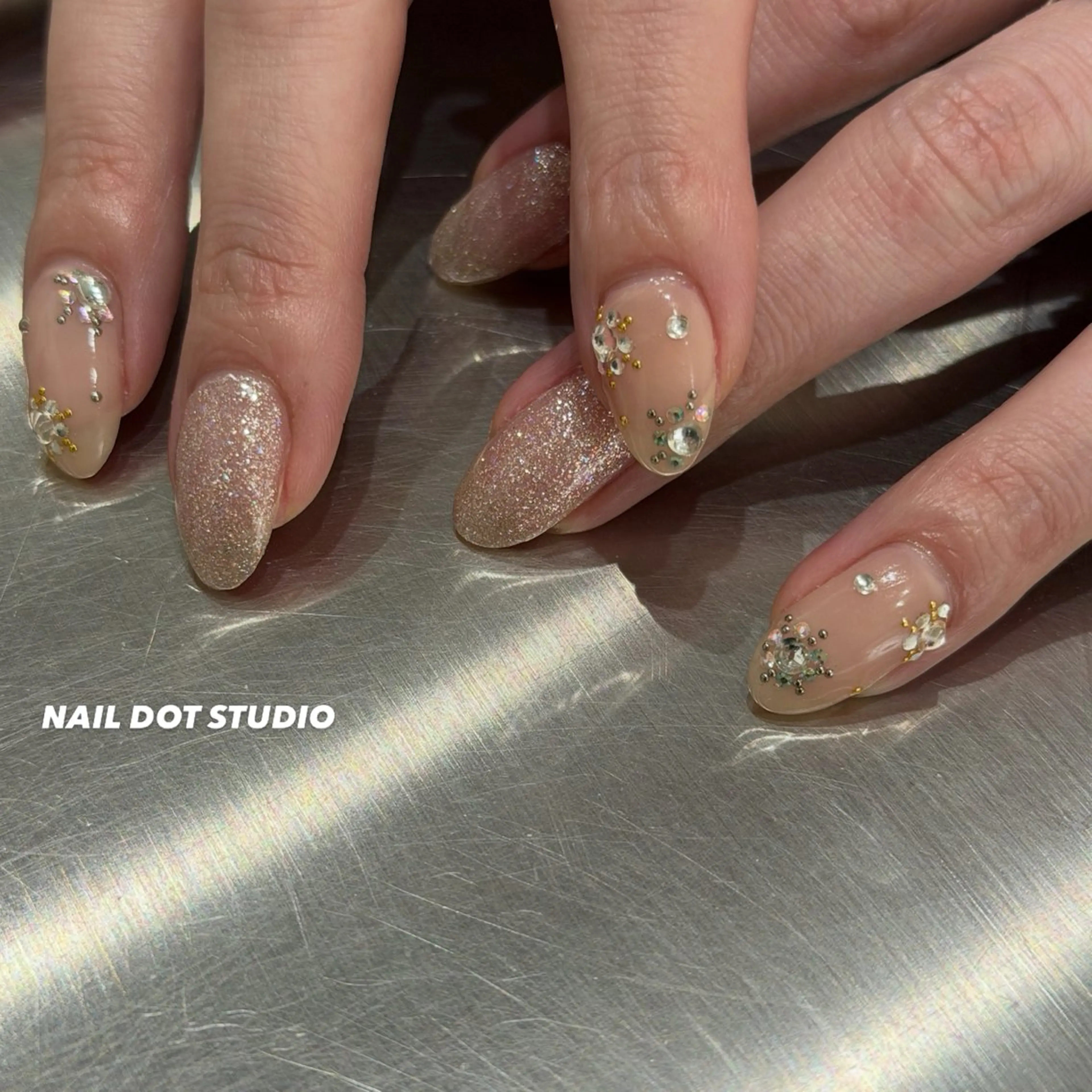 ネイル NAIL DOT STUDIO堺筋本町のネイルデザイン
