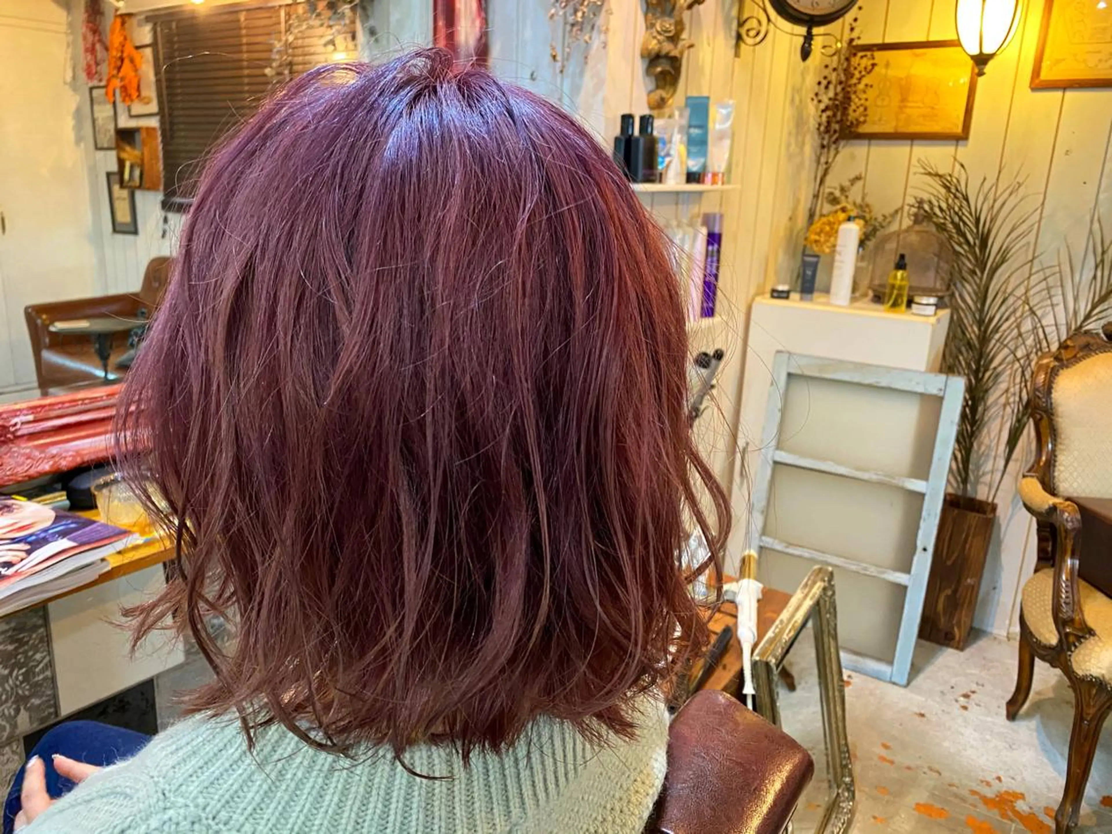 ミディアム カラー LILIS hair designのヘアスタイル