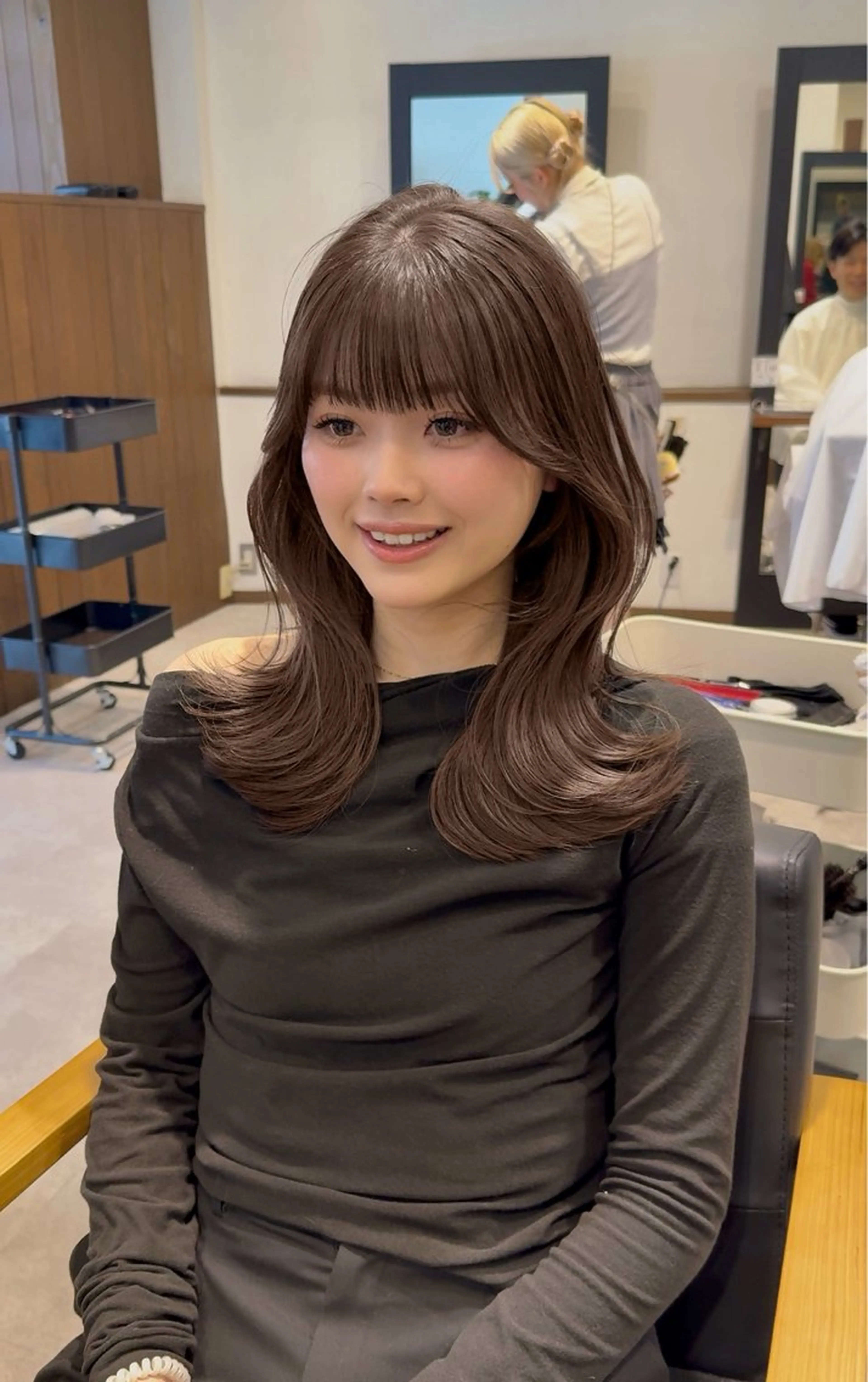 ミディアム 大阪/ショート特化型 美容師/吉留亜門のヘアスタイル