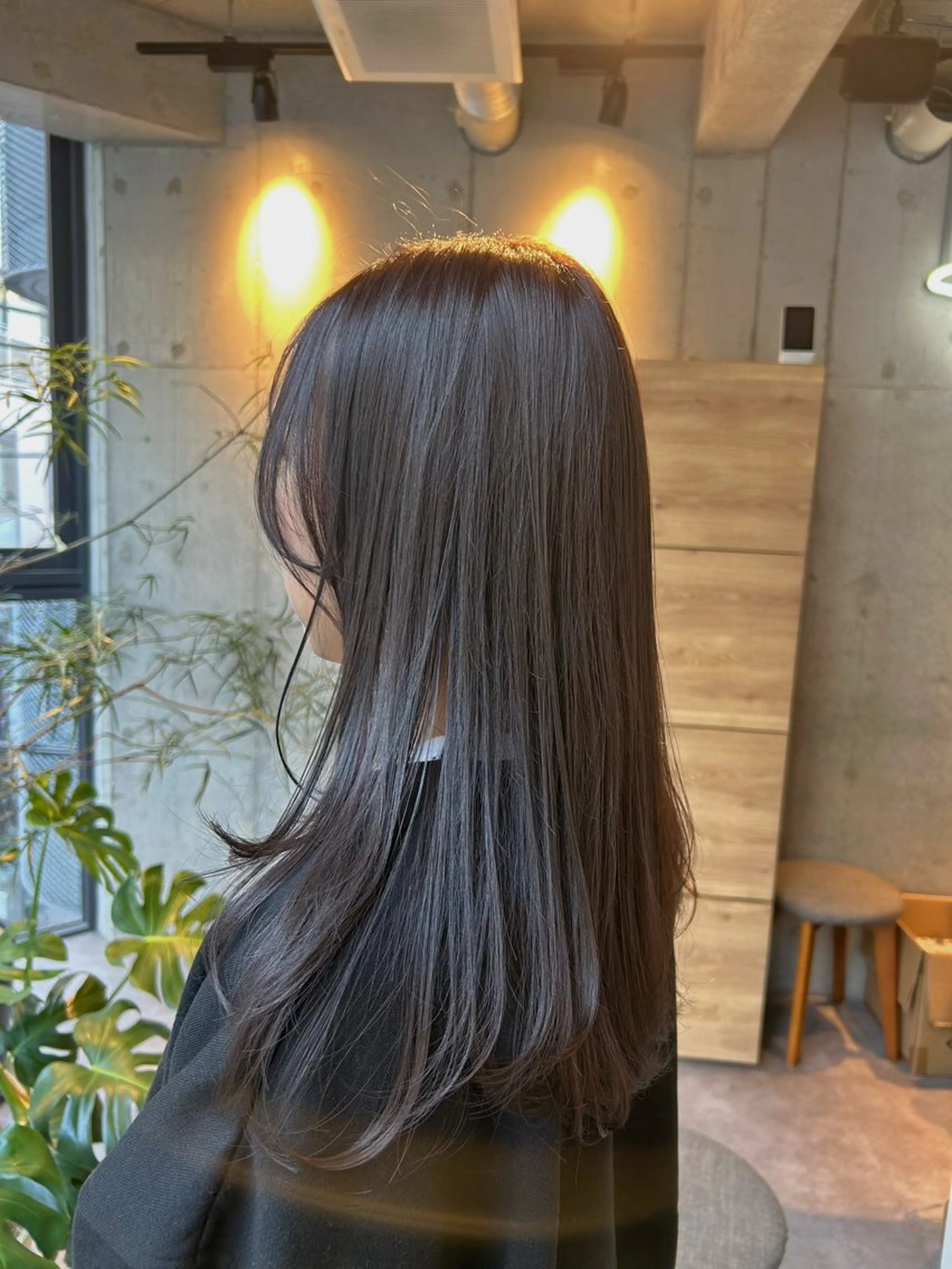 ロング カラー アッシュ カット ヘアカラー 葉月/ボブ/ 透明感カラー／中目黒のヘアスタイル