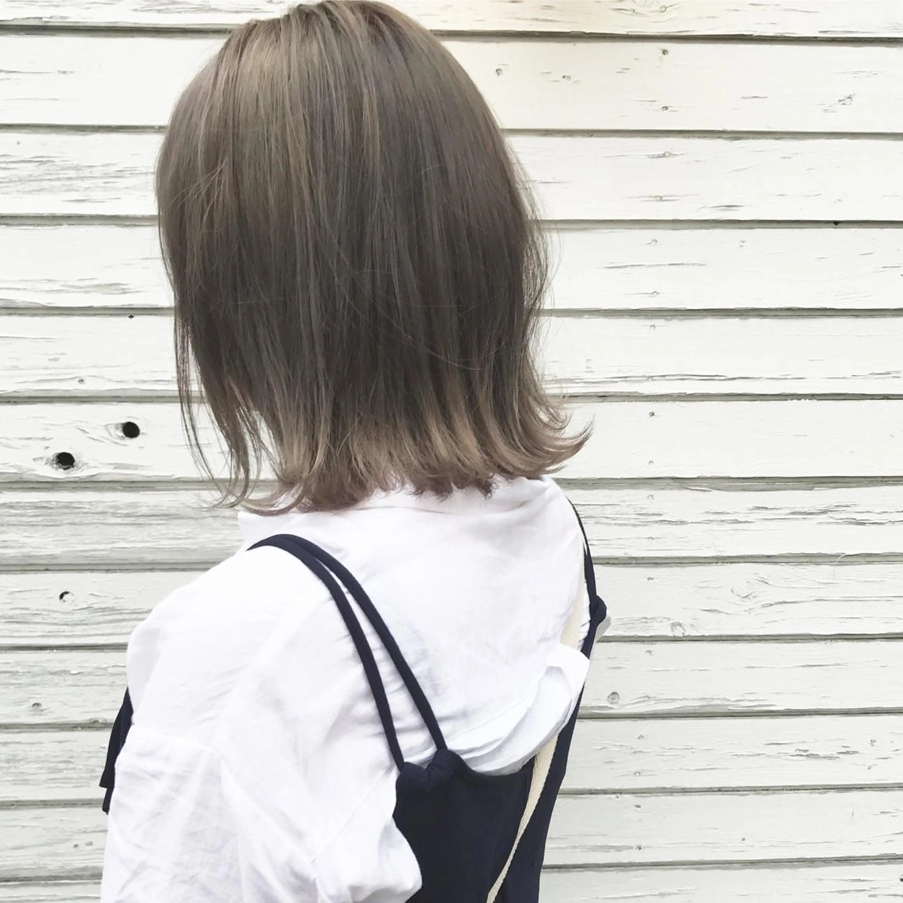 ミディアム カラー ブリーチ 外国人風カラー 外ハネヘア カット ヘアカラー トリートメント 松田卓也🌟髪質改善 🌟縮毛矯正🌟艶髪のヘアスタイル