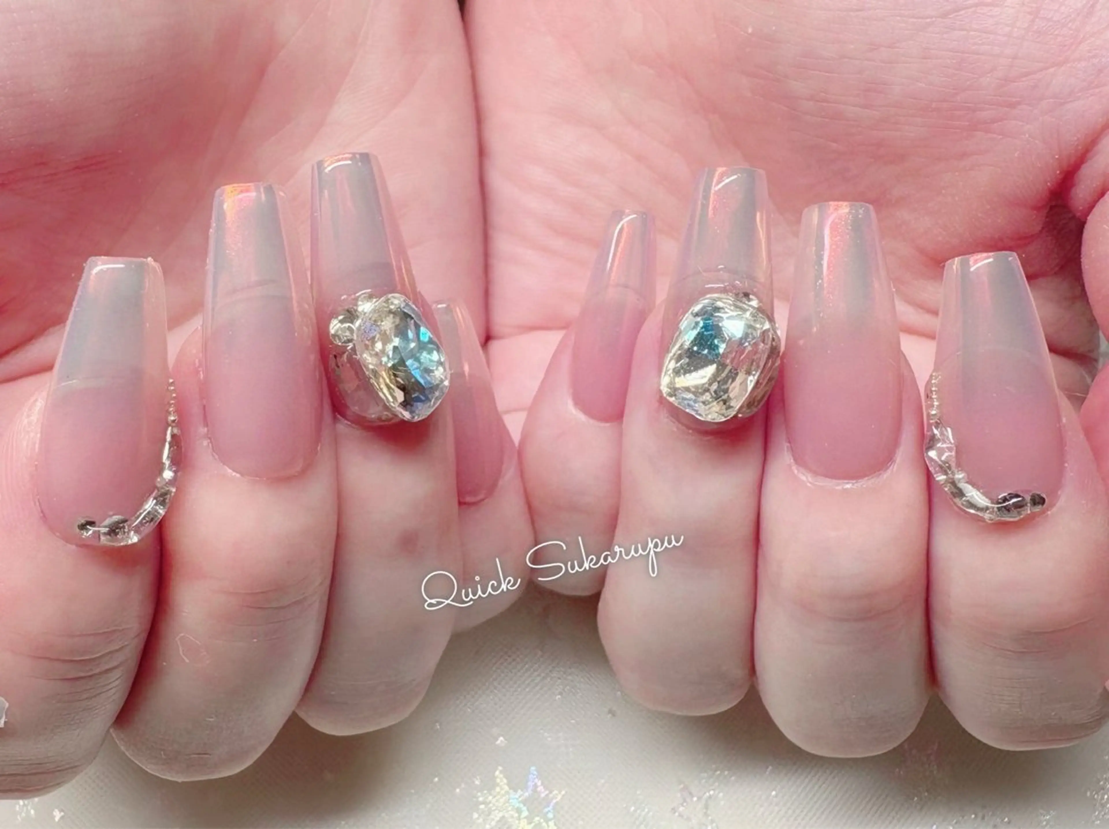 ロング Quick Sukarupu 高田馬場店所属・Quick Sukarupuのネイルデザイン