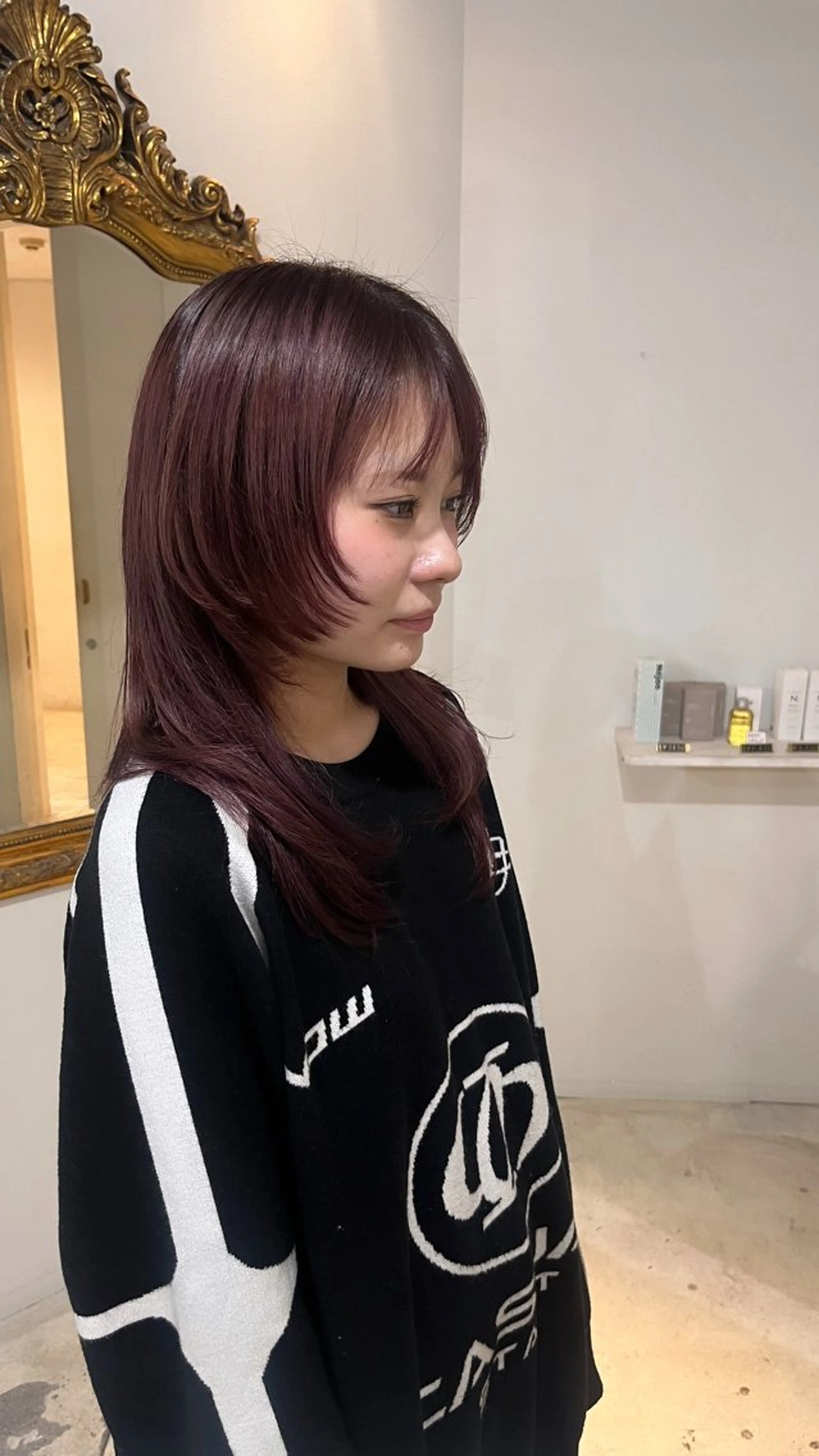 セミロング ウルフカット カット ヘアカラー トリートメント 🩶ハイトーン🖤 URARAのヘアスタイル