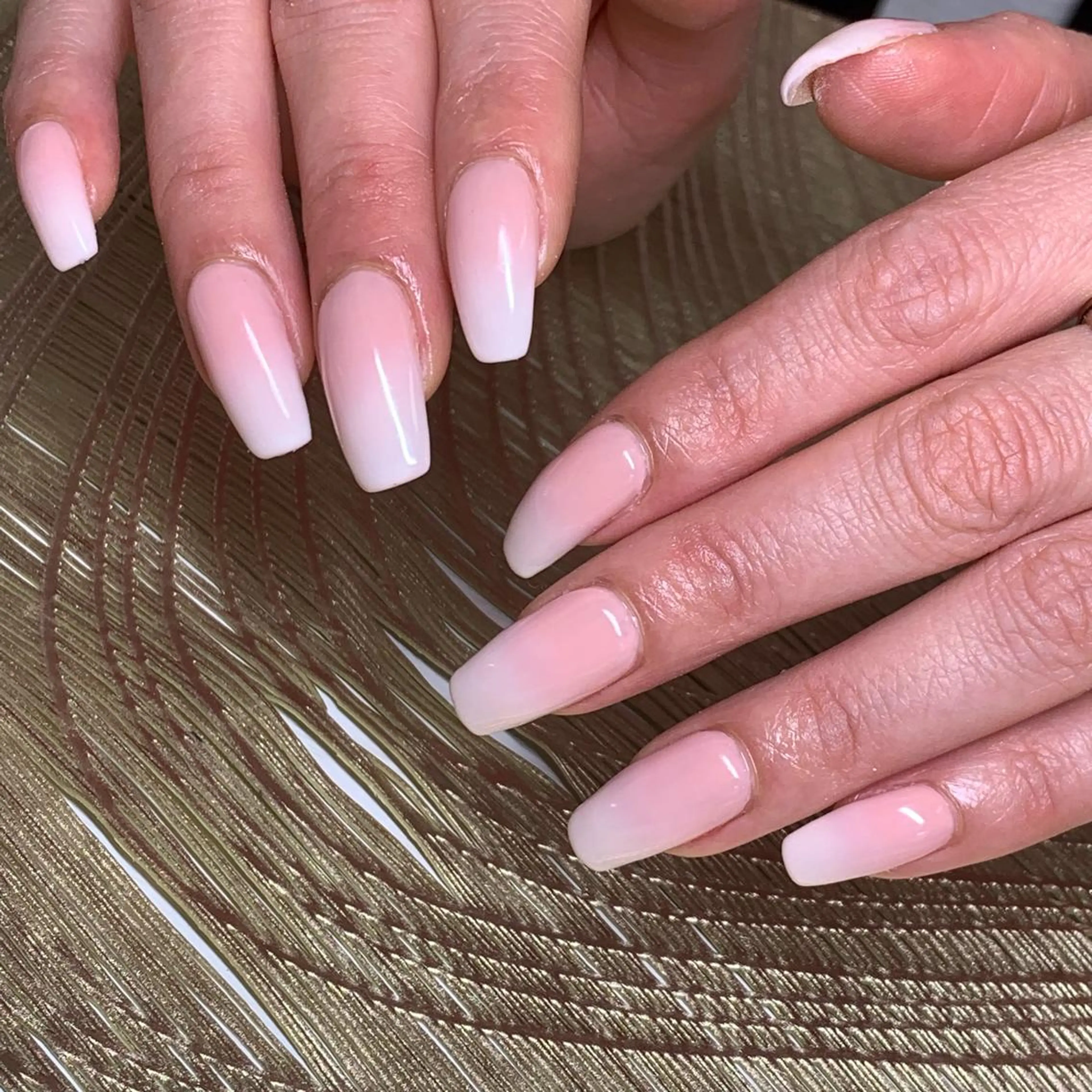 ネイル καρδιά -ｶﾙﾃﾞｨｱ-のネイルデザイン