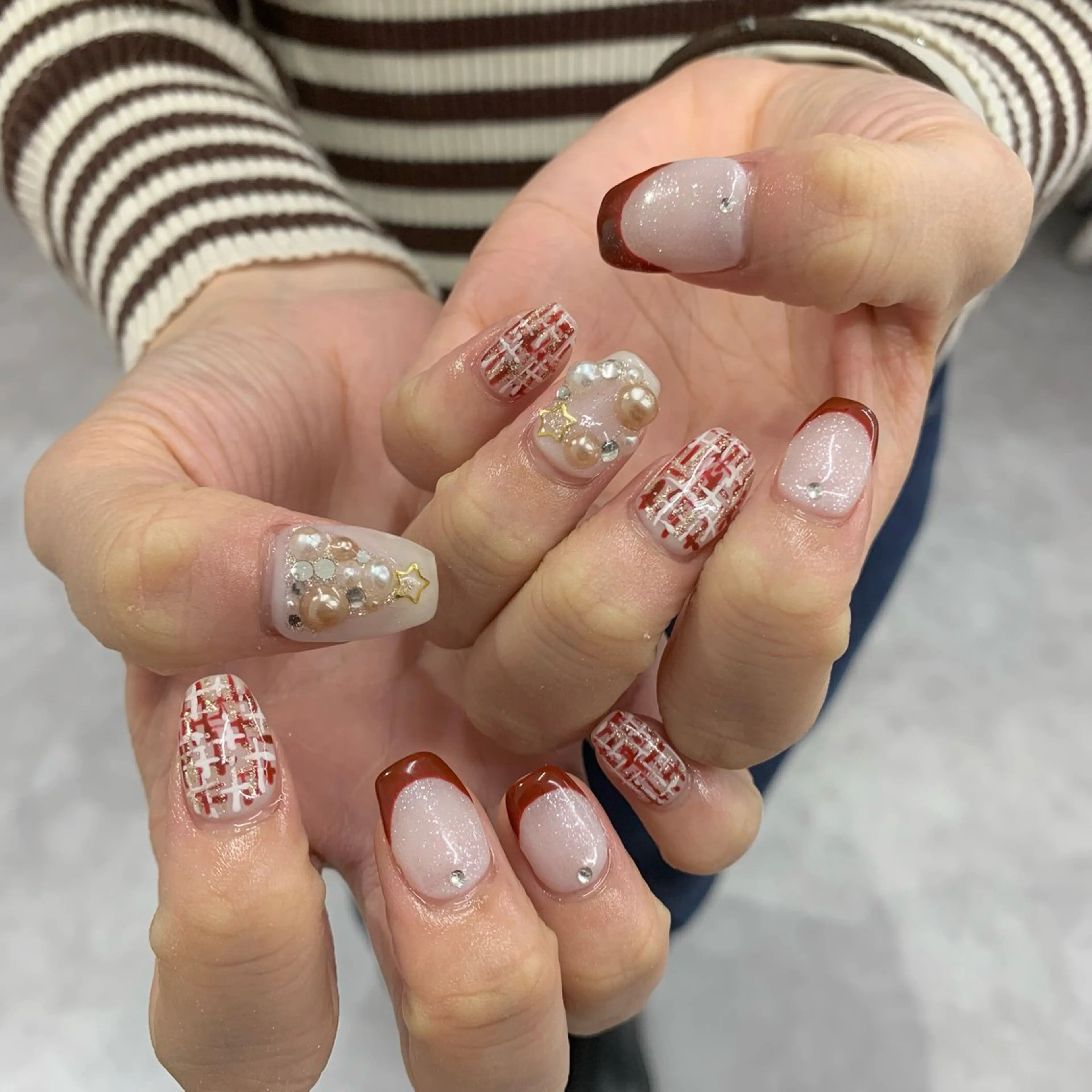 ネイル 冬ネイル クリスマス ハンドネイル マキノ ユイのネイルデザイン