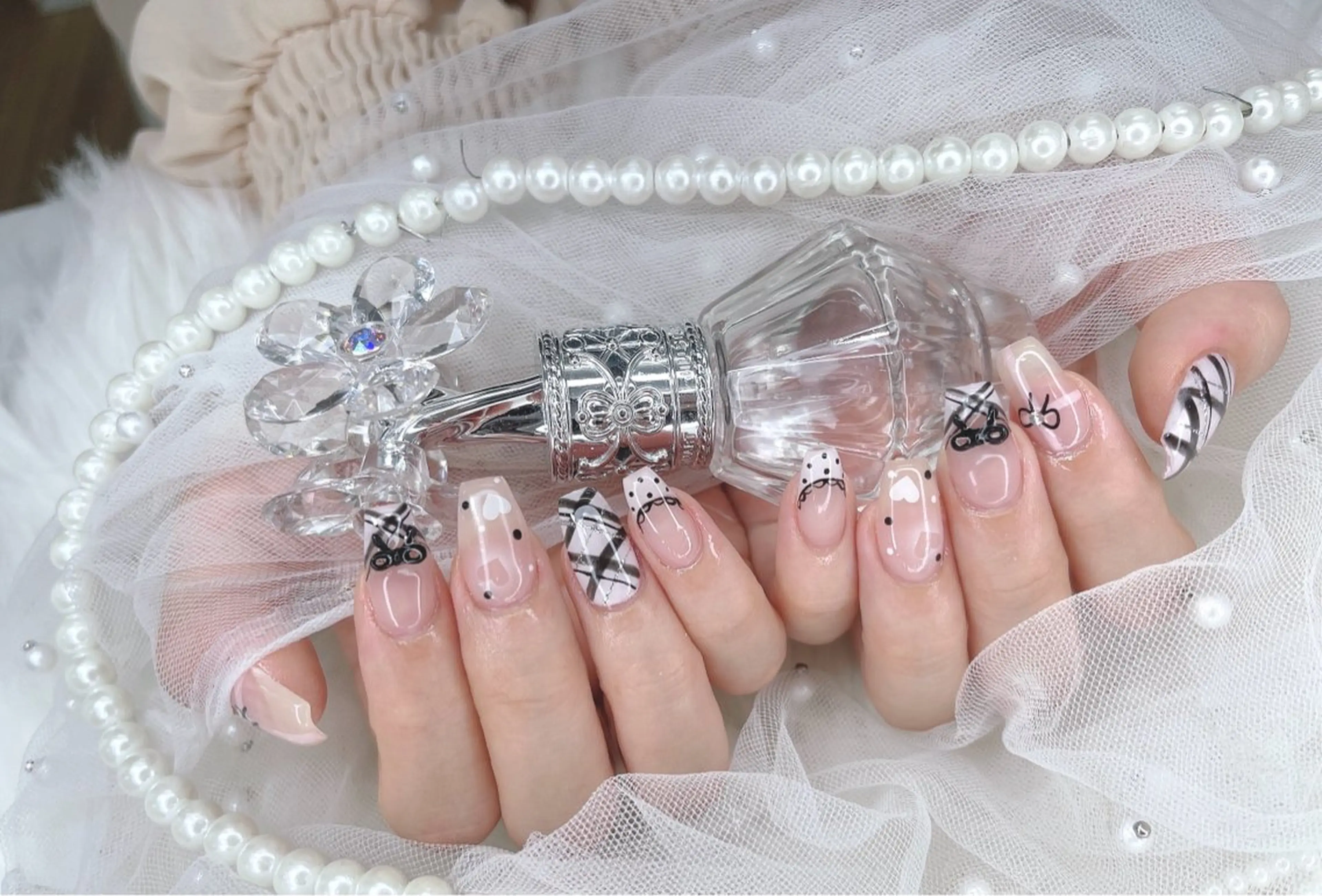 ネイル ハヤシ ミカのネイルデザイン