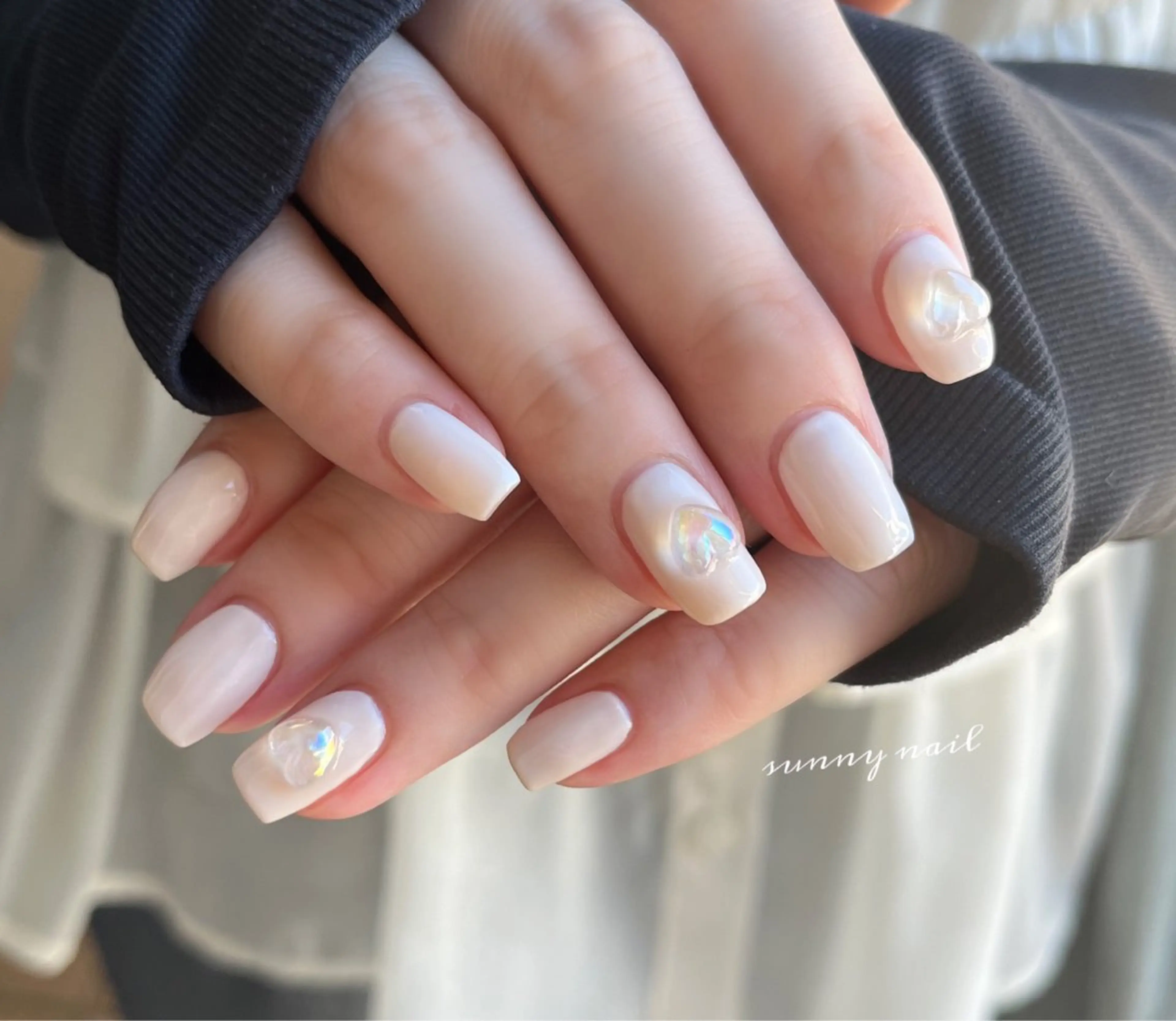 ネイル オーロラネイル ジェルネイル ハート パラジェル ぷっくりネイル sunny nailのネイルデザイン