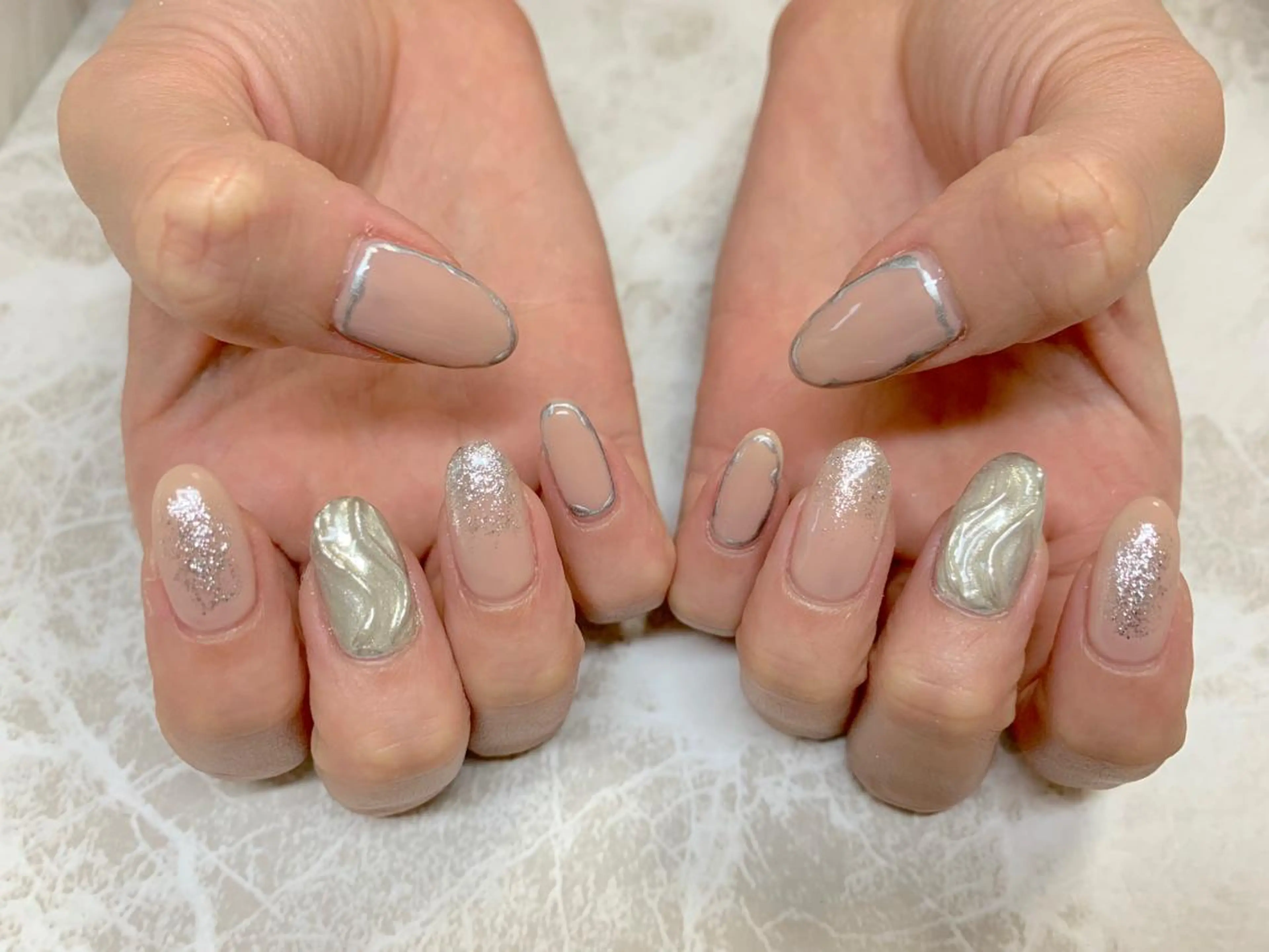 ネイル ハンドネイル ハンドケア LULU LIMAのネイルデザイン