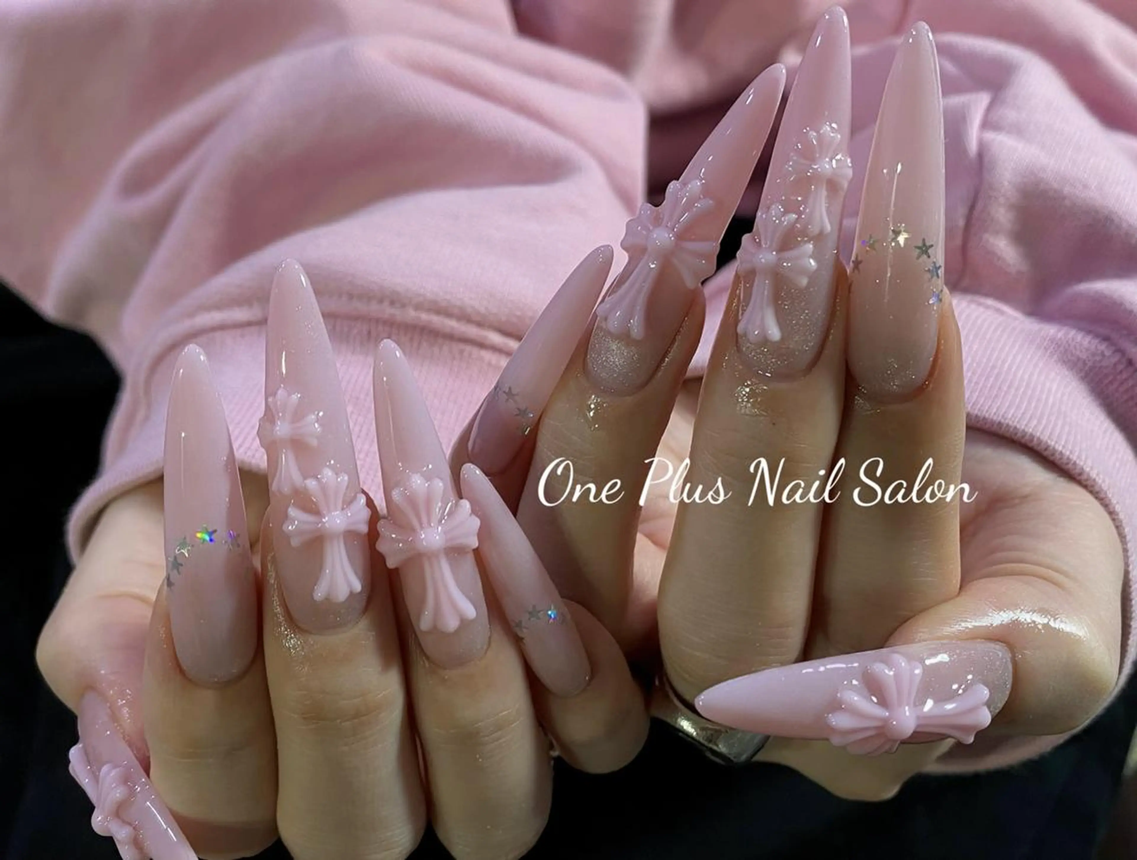 ネイル ピンク ハンドネイル ハンドケア One Plus Nail Salonのネイルデザイン