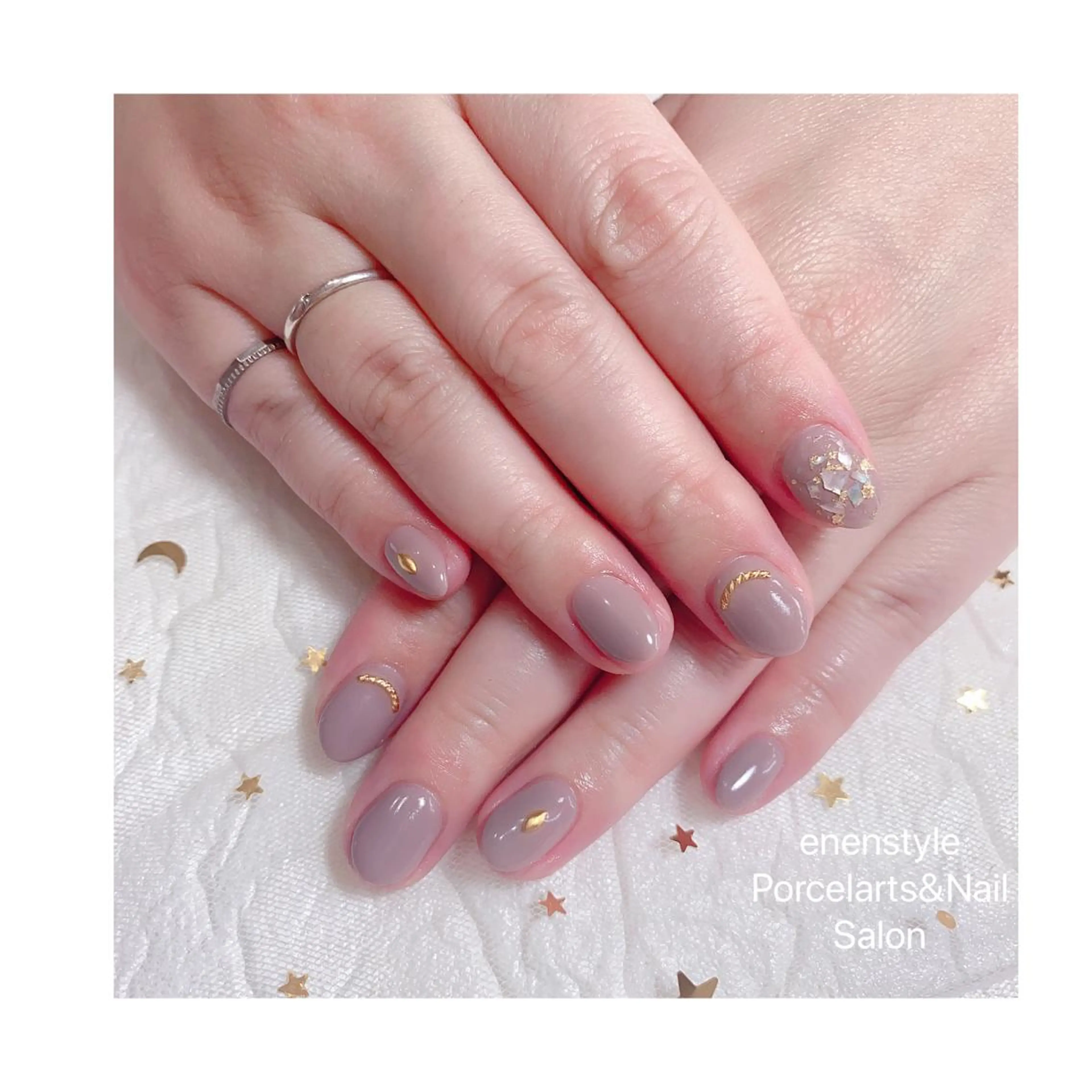 ミディアム ネイル ジェルネイル ニュアンスネイル オフィスネイル ワンカラーネイル パラジェル 👑enen style👑のネイルデザイン