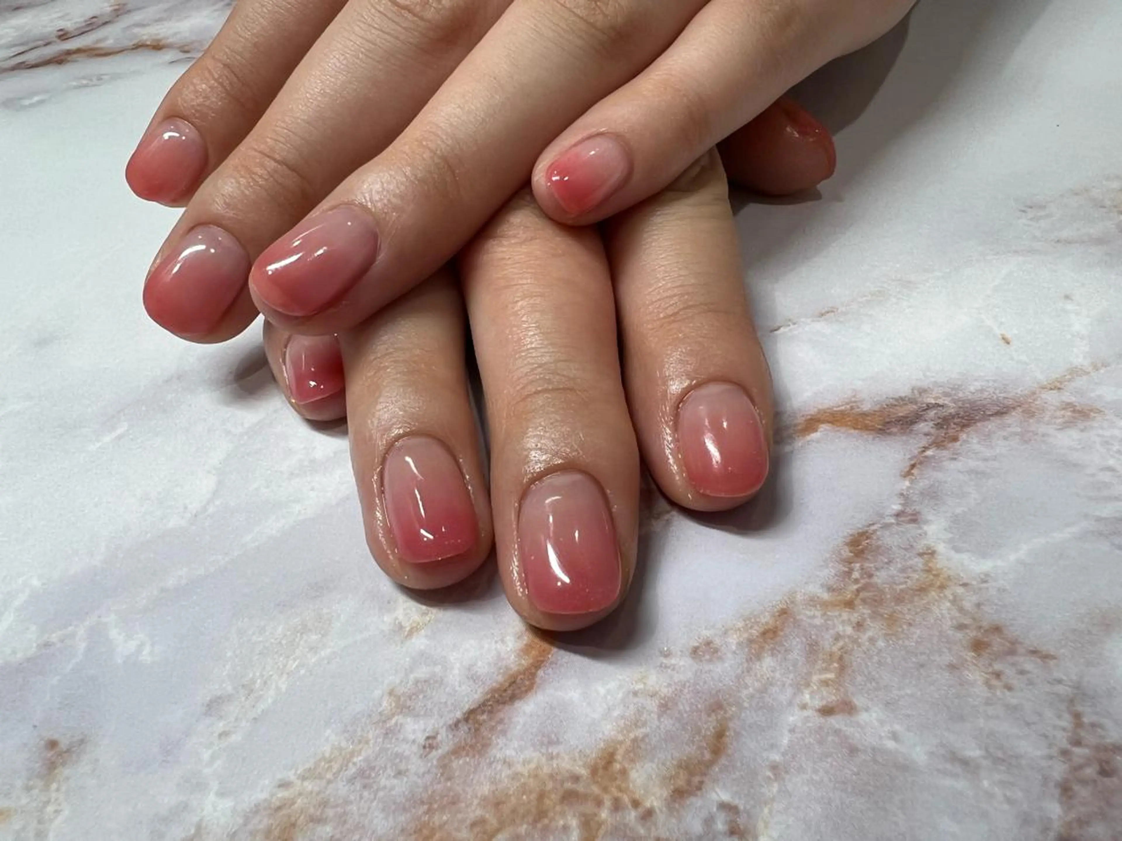 ネイル Lua.nail所属・🫧Lua.nail 🍒emuのネイルデザイン