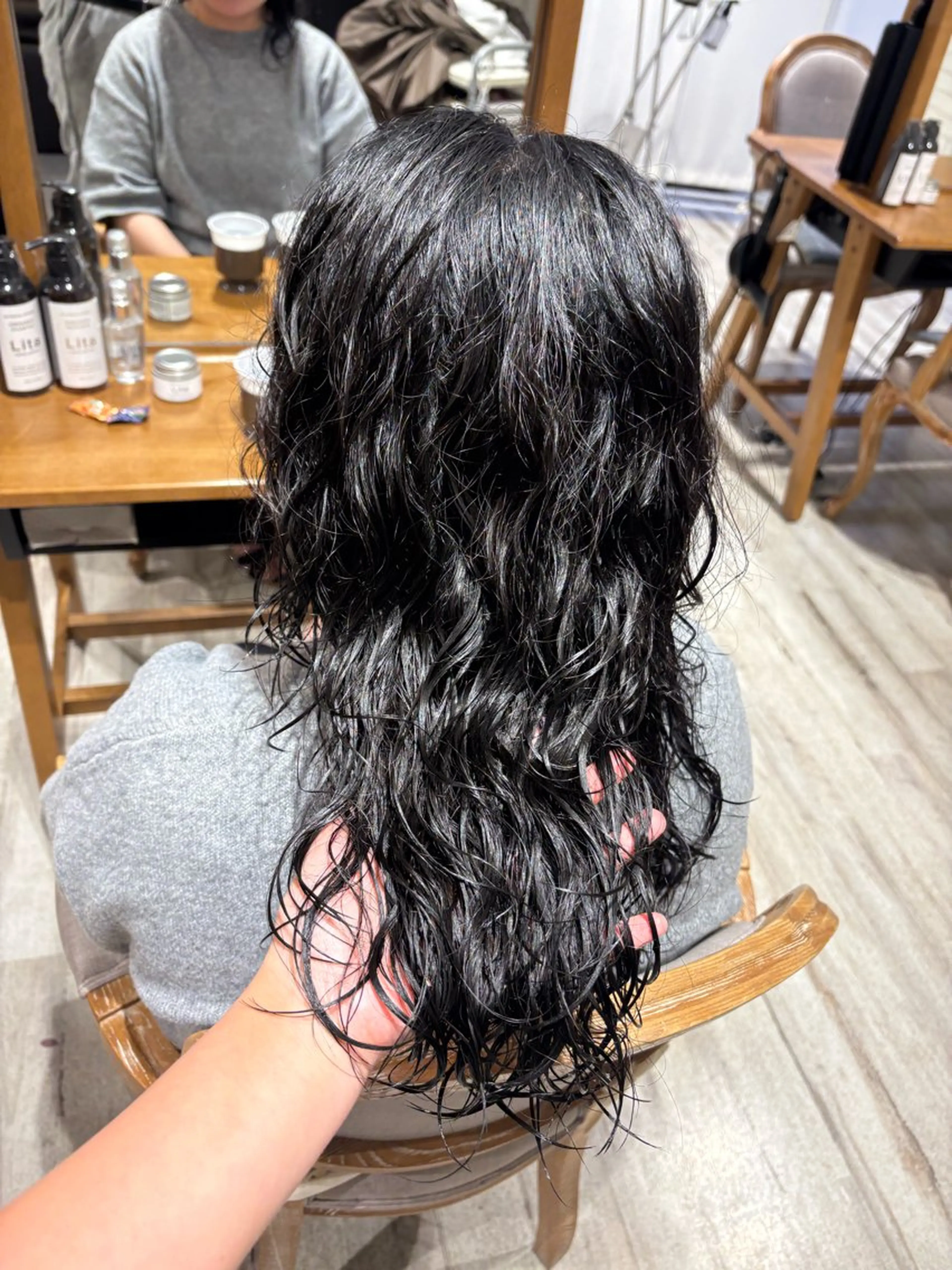 ロング パーマ 縮毛矯正 デジタルパーマ レイヤー/透明感 HIRARIのヘアスタイル