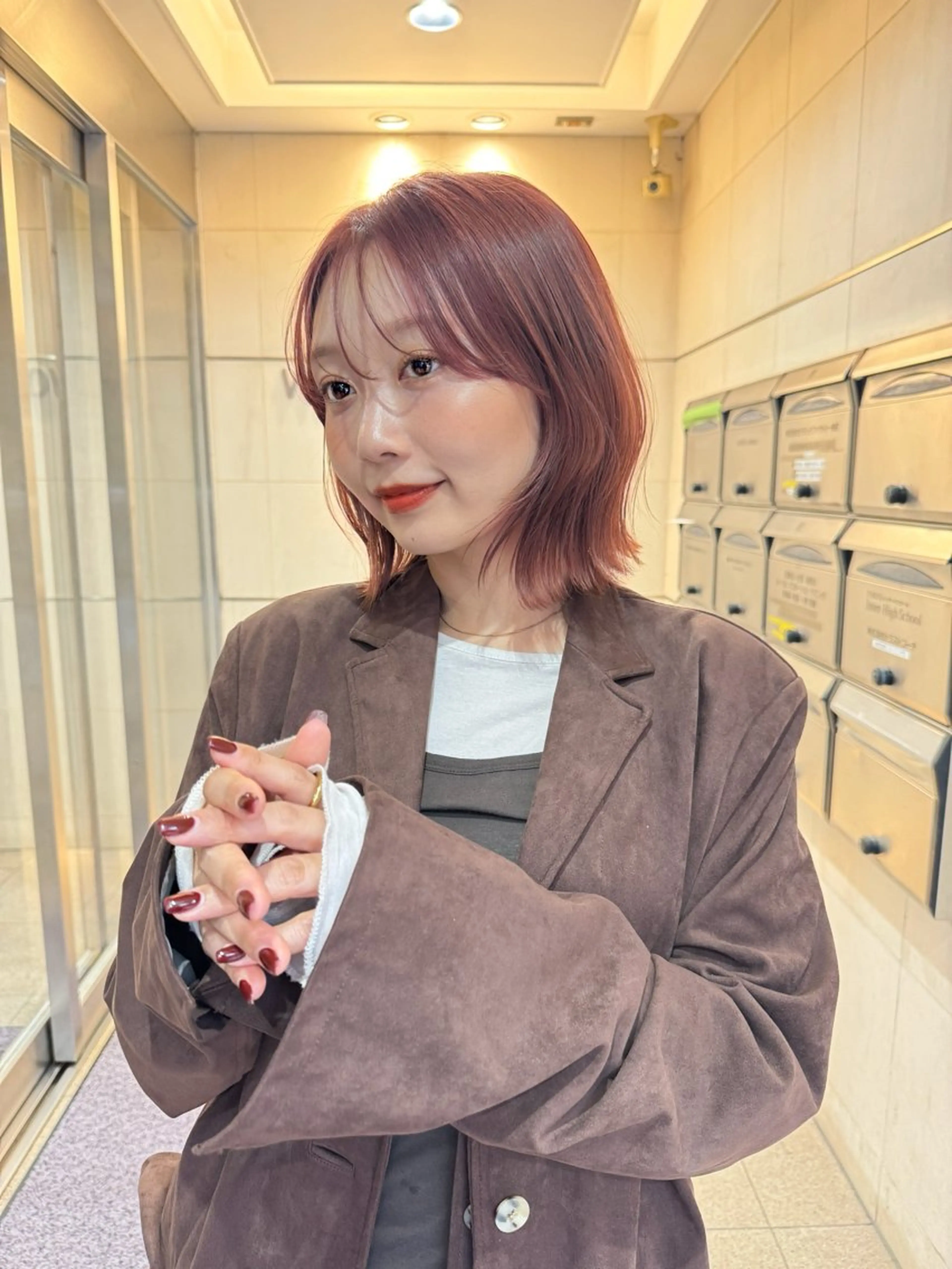 ミディアム 艶髪／レイヤー／ 垢抜け🩵／MARIのヘアスタイル