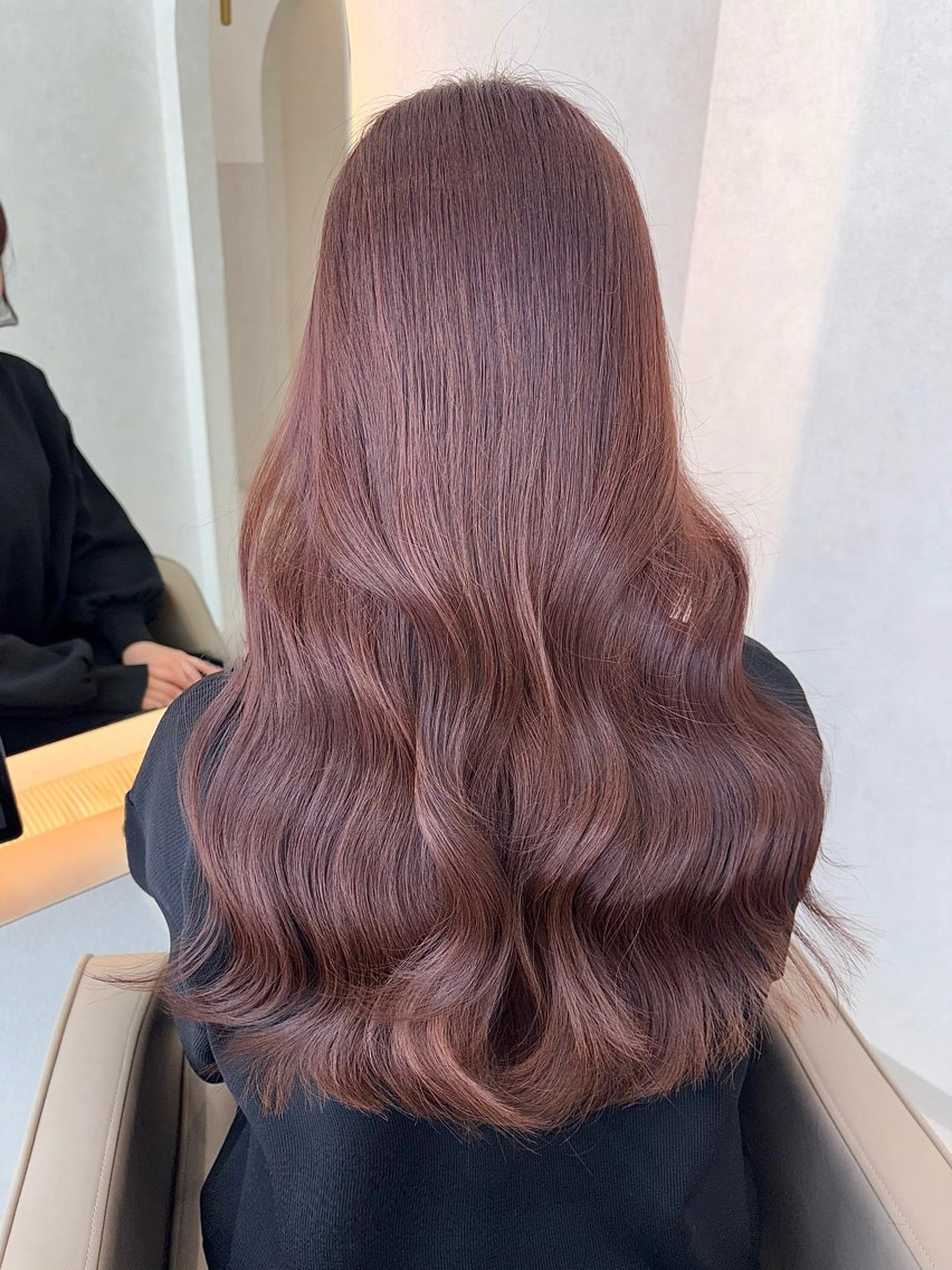 ロング カラー ブリーチ ブラウンカラー ブリーチなしカラー ピンクカラー ピンクブラウン カット ヘアカラー トリートメント kanato🇰🇷 【札幌韓国ヘア】のヘアスタイル