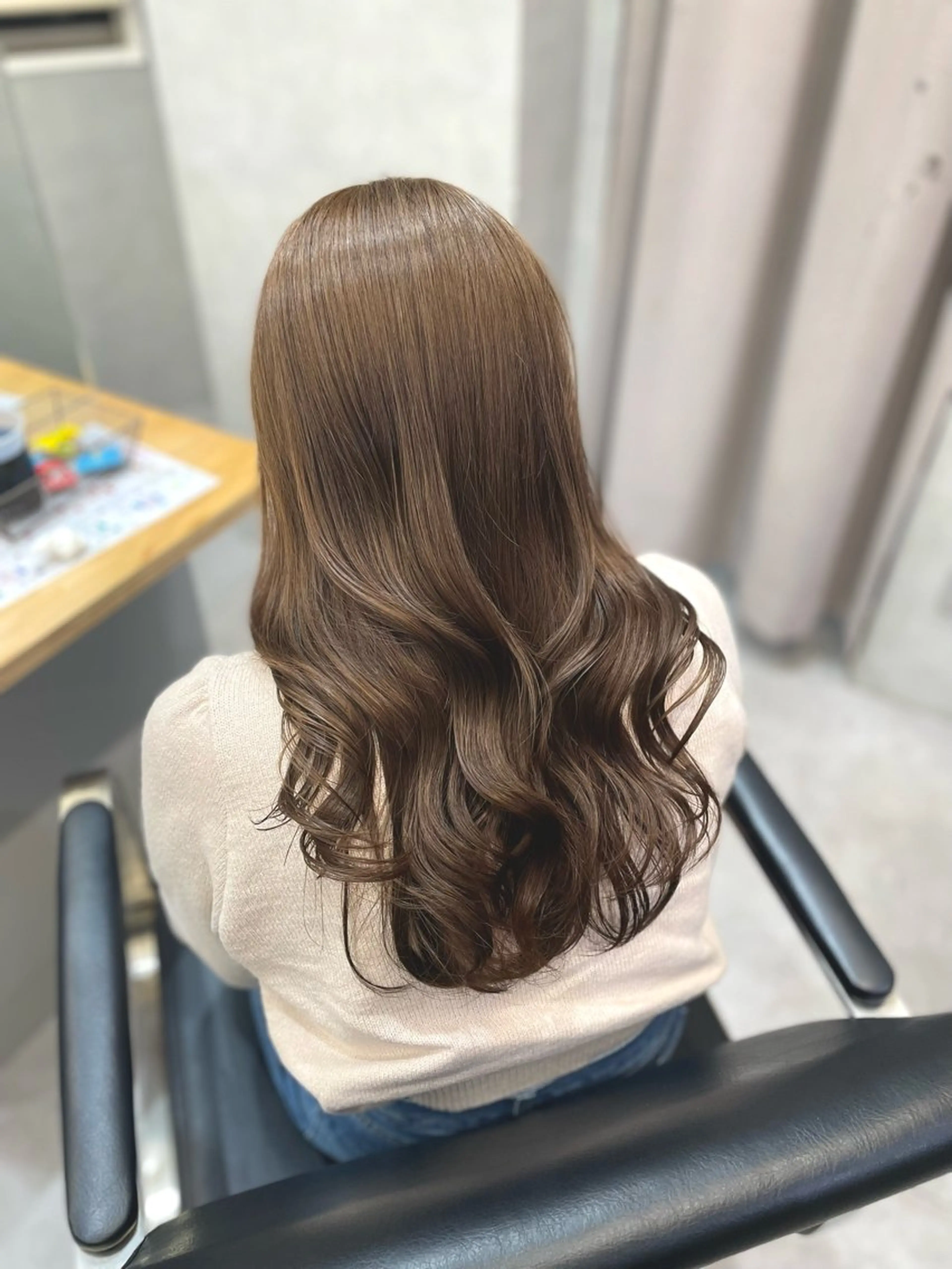 セミロング カット トリートメント shes梅田 はまもとのヘアスタイル