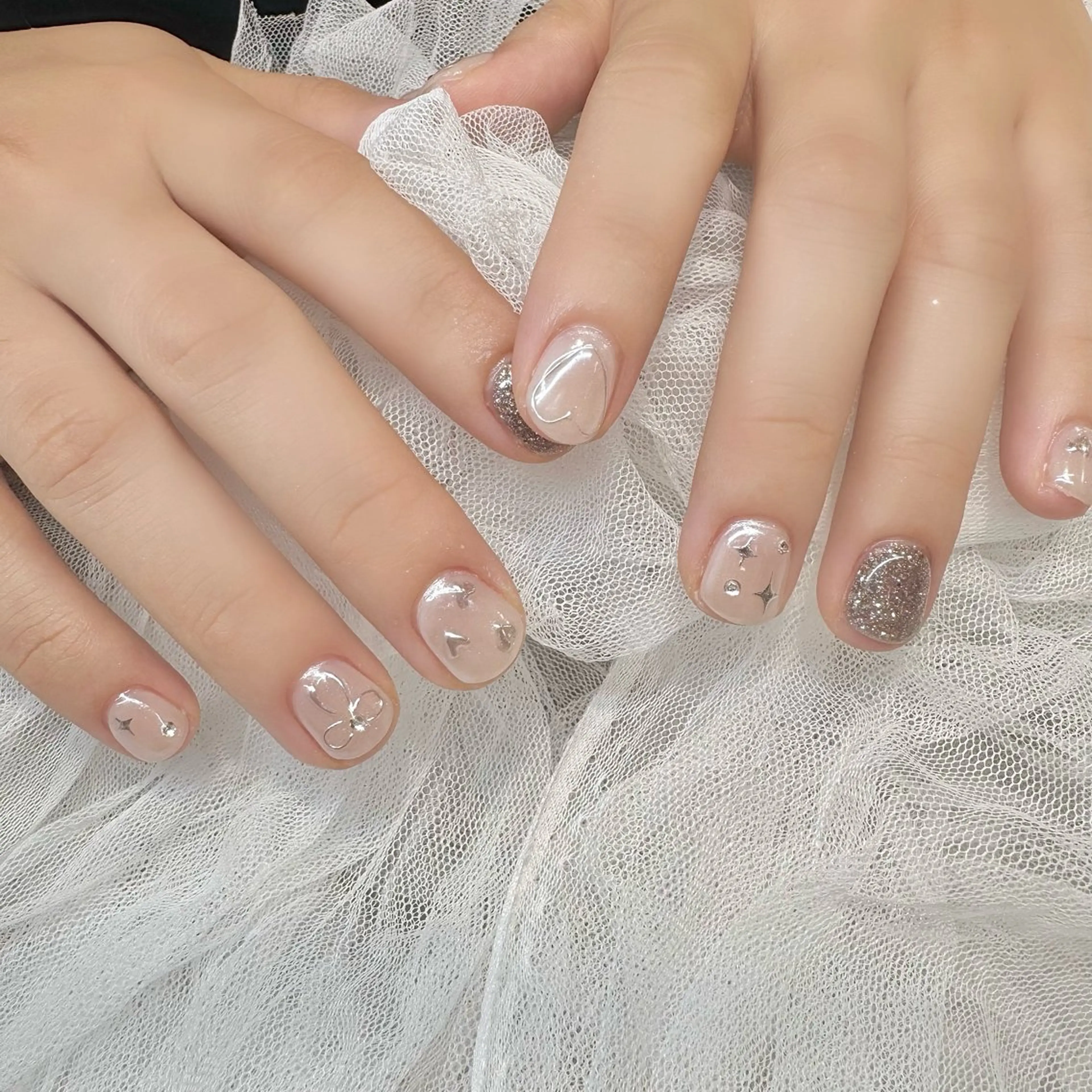 ネイル ハンドネイル 新井 ひなののネイルデザイン