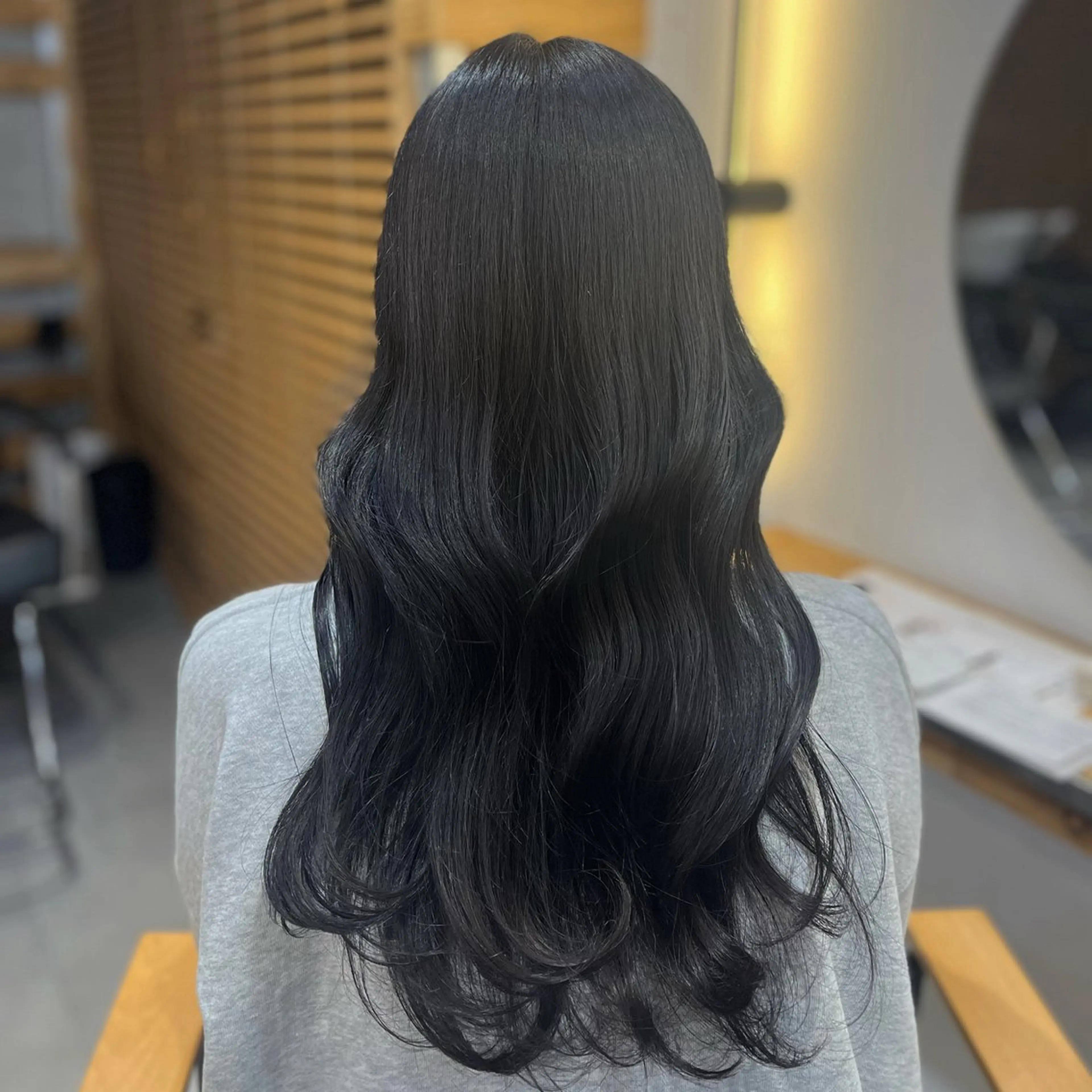 ロング 冨田 悠稀/ 髪質改善カラー🫧のヘアスタイル