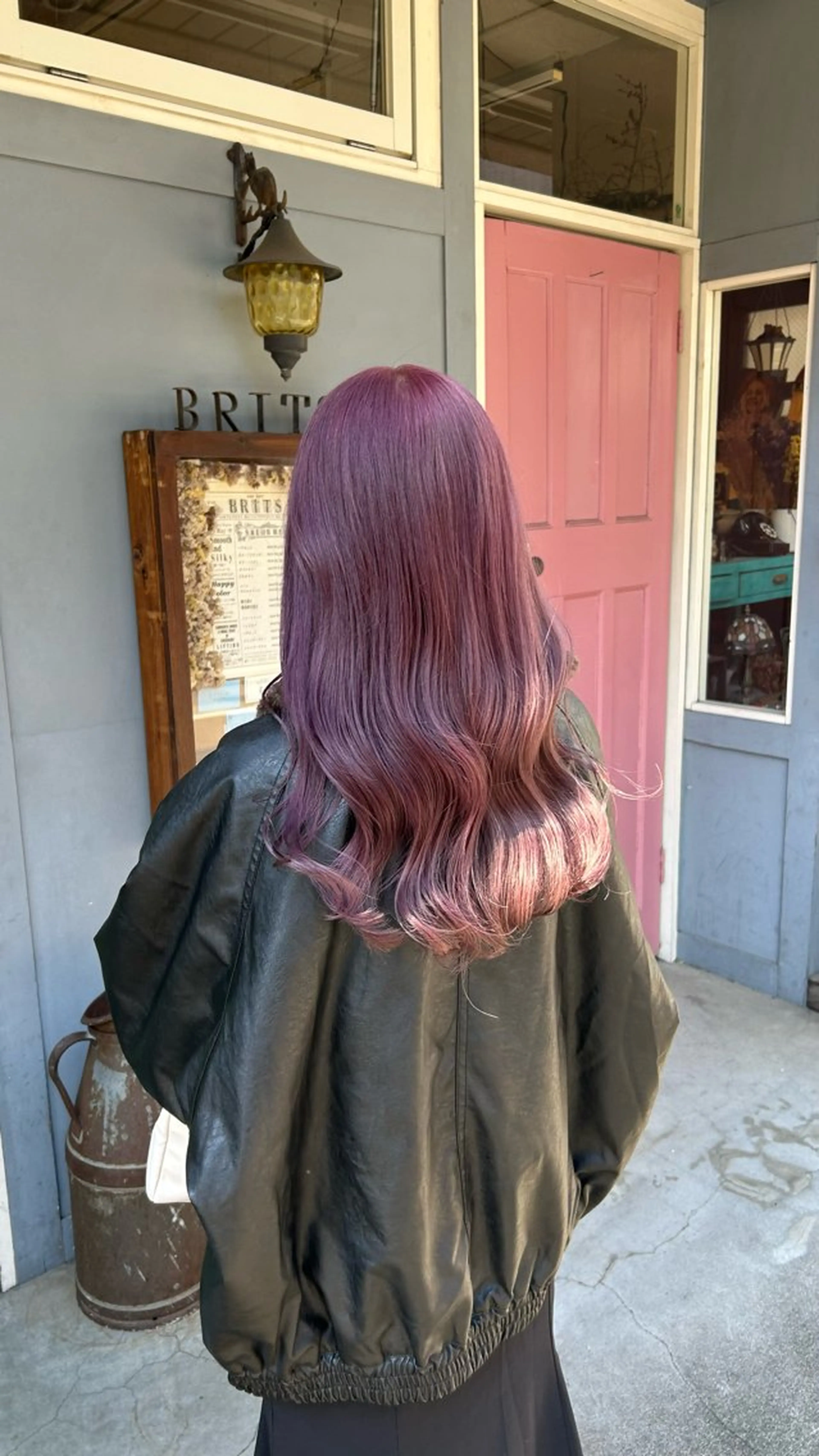 セミロング カラー ブリーチ 透明感カラー ピンクカラー ピンクパープル パープルカラー カット ヘアカラー トリートメント ヘッドスパ BRITS 渡辺 菜々子のヘアスタイル