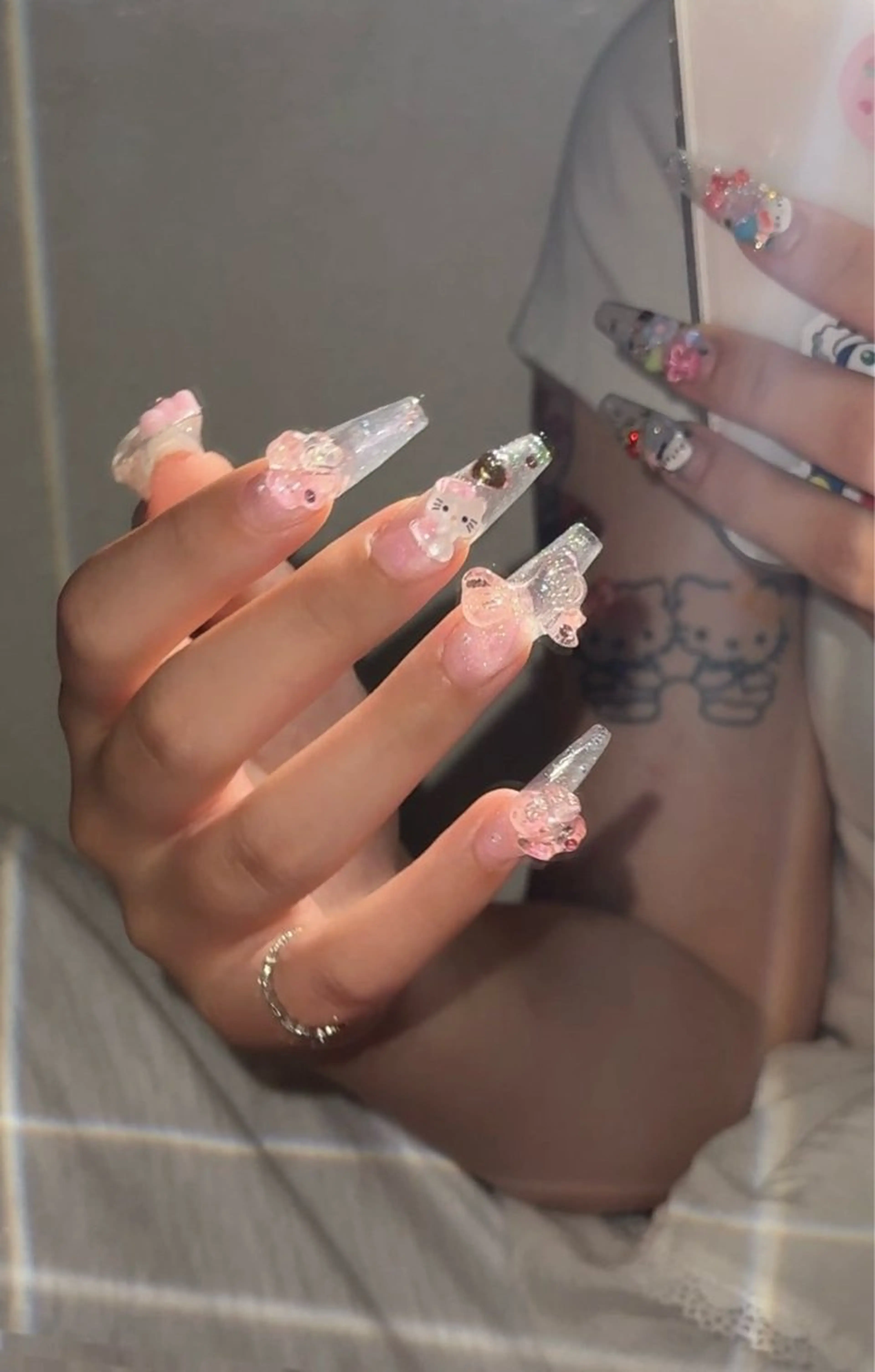 ネイル MODA MANAMIᵕ̈のネイルデザイン