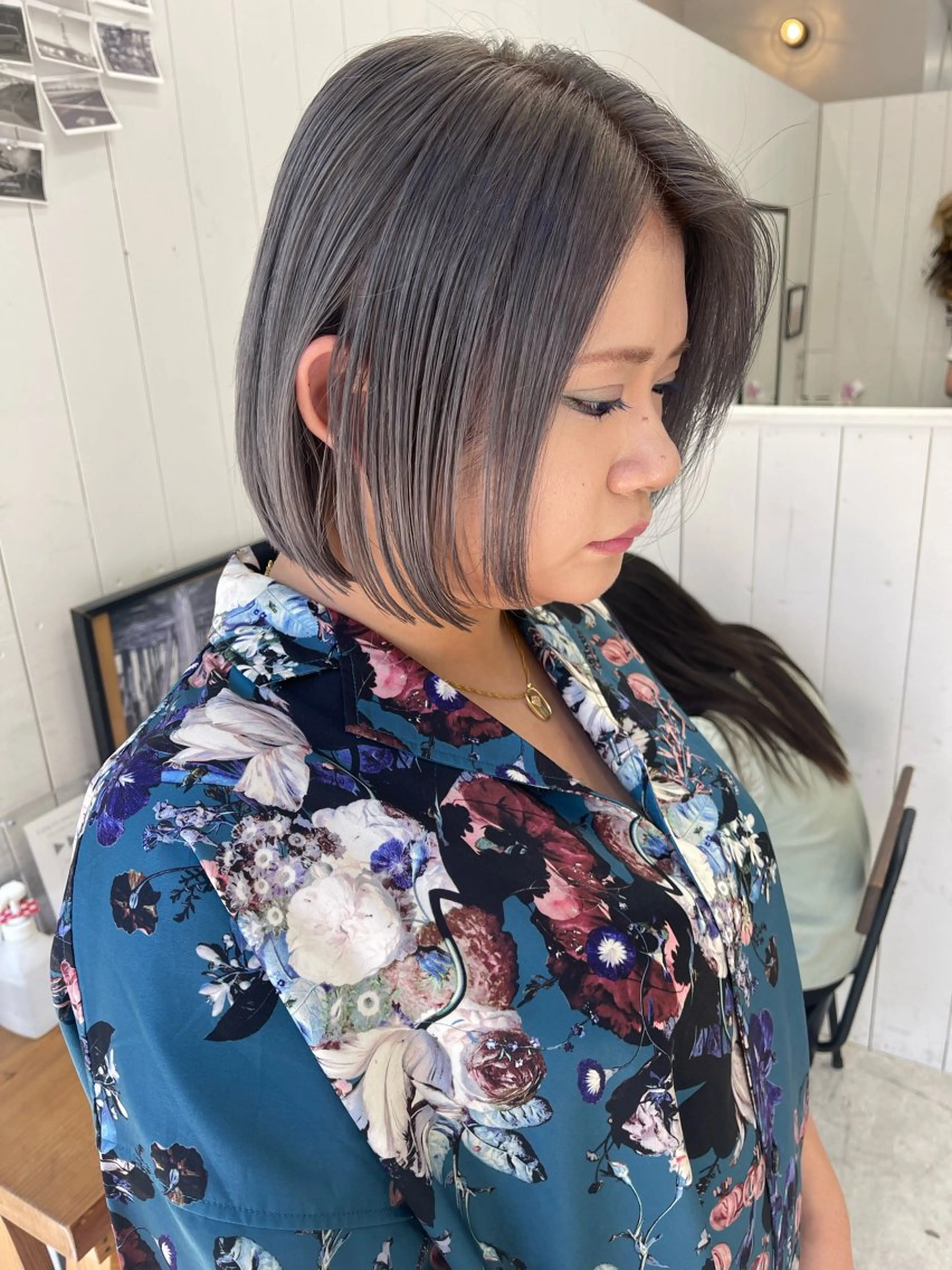 ショート カラー ブリーチ ハイトーンカラー シルバー 📍葛西りんたろう/ ENVのヘアスタイル