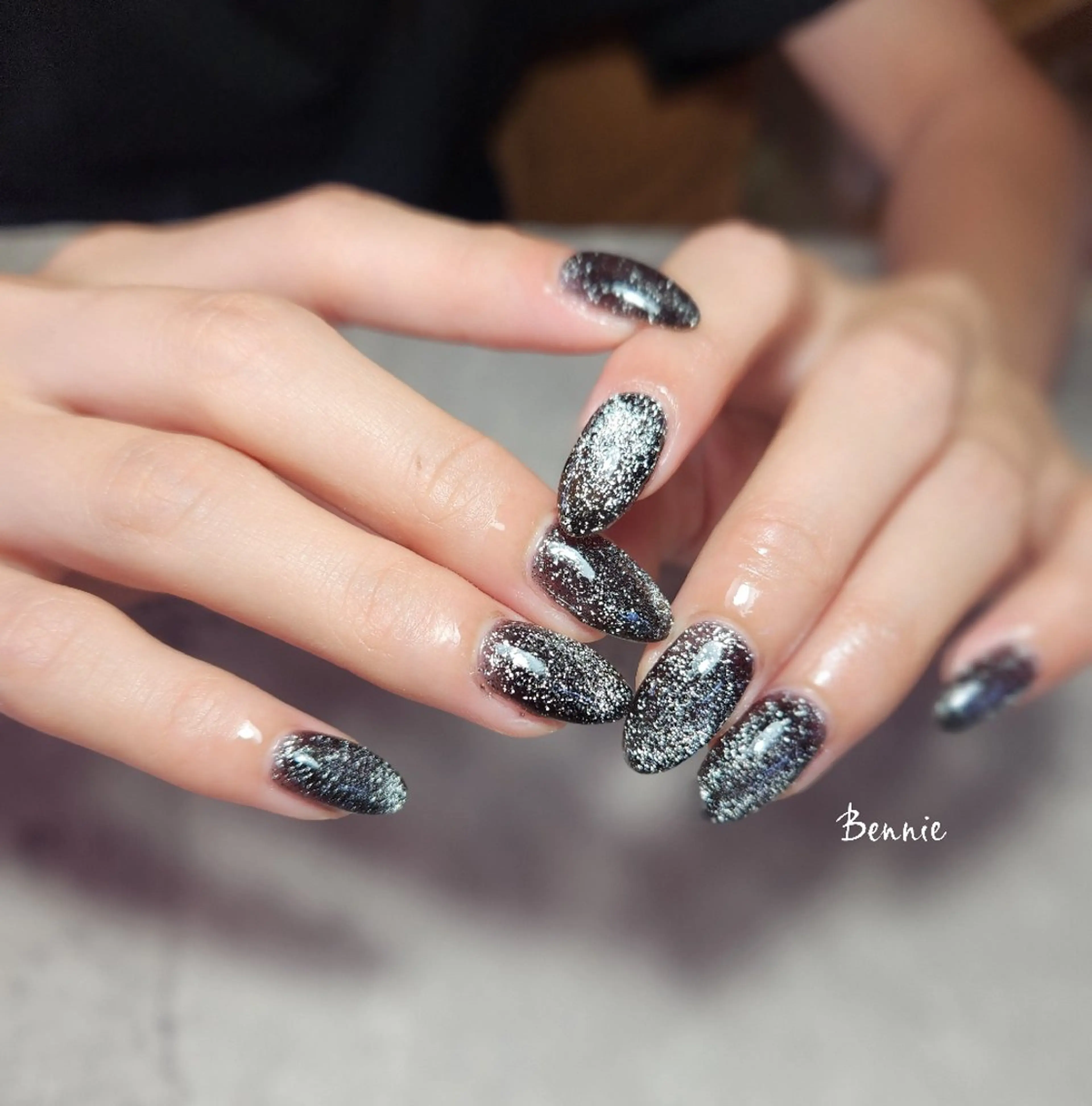 ネイル キラキラネイル マグネットネイル ハンドネイル   BENNIEのネイルデザイン