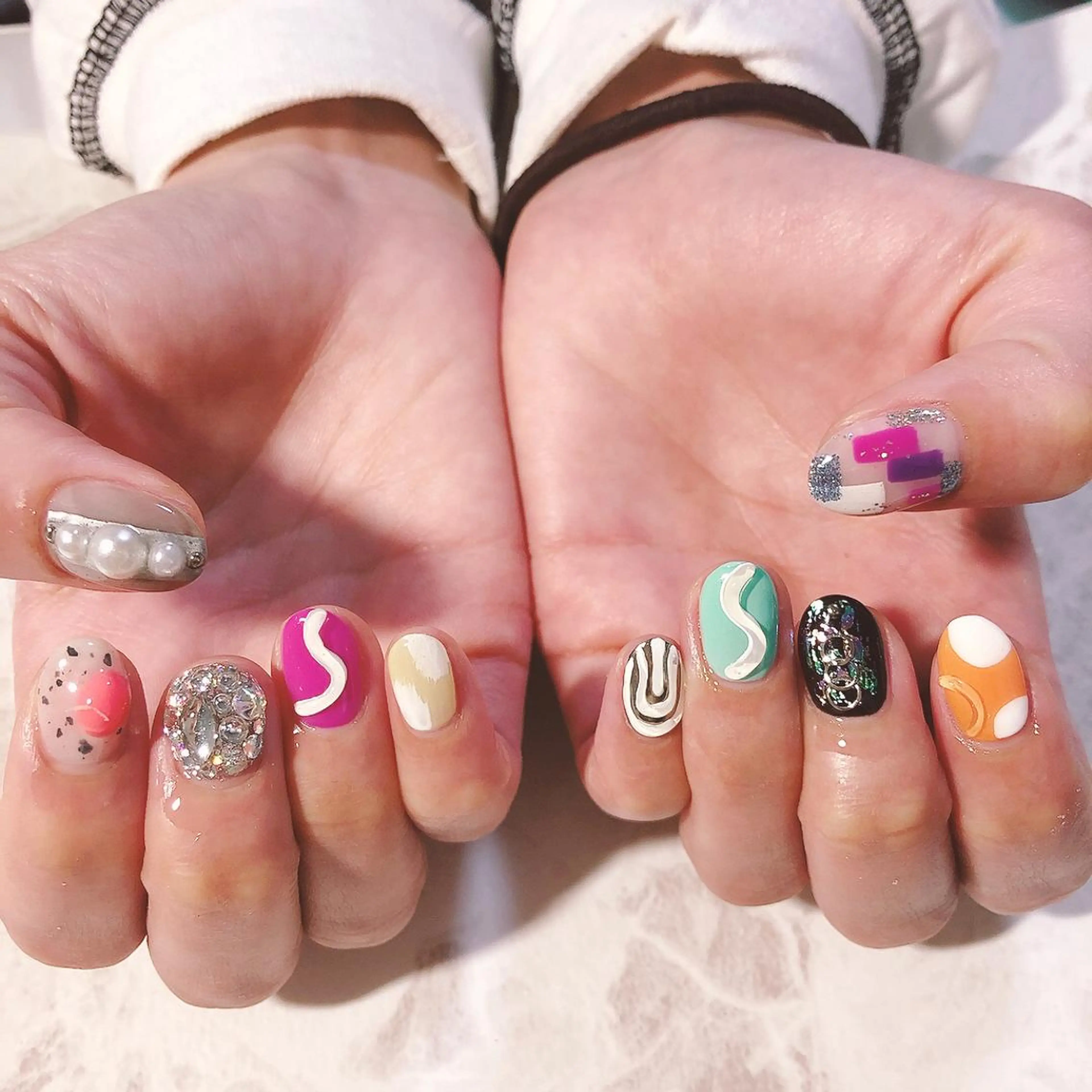 ネイル VIOLUS 関目のネイルデザイン