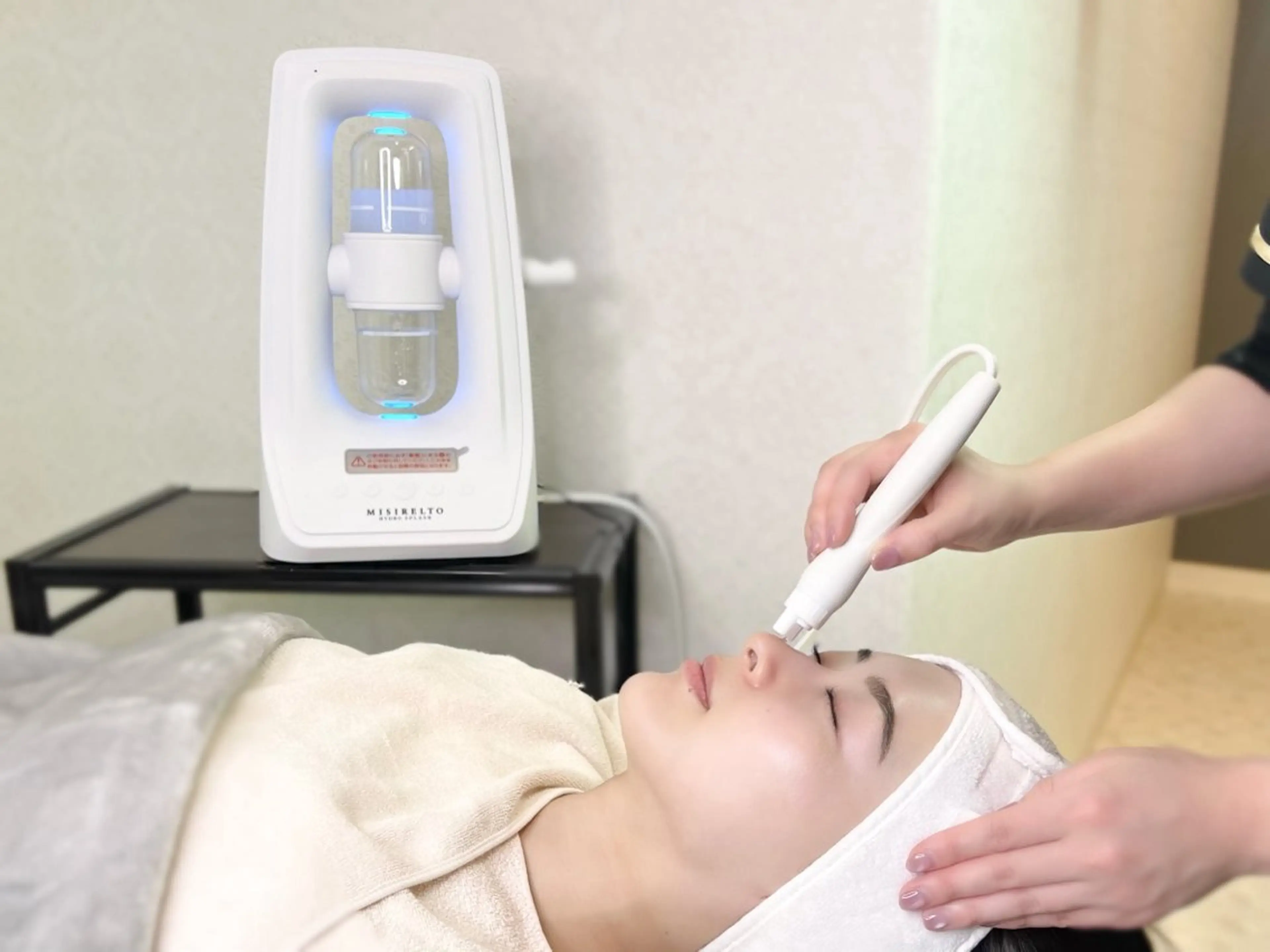 70％OFF‼️ 鼻の黒ずみ撃退👃ハイドロスプラッシュ🚿(ピーリング付き)の写真