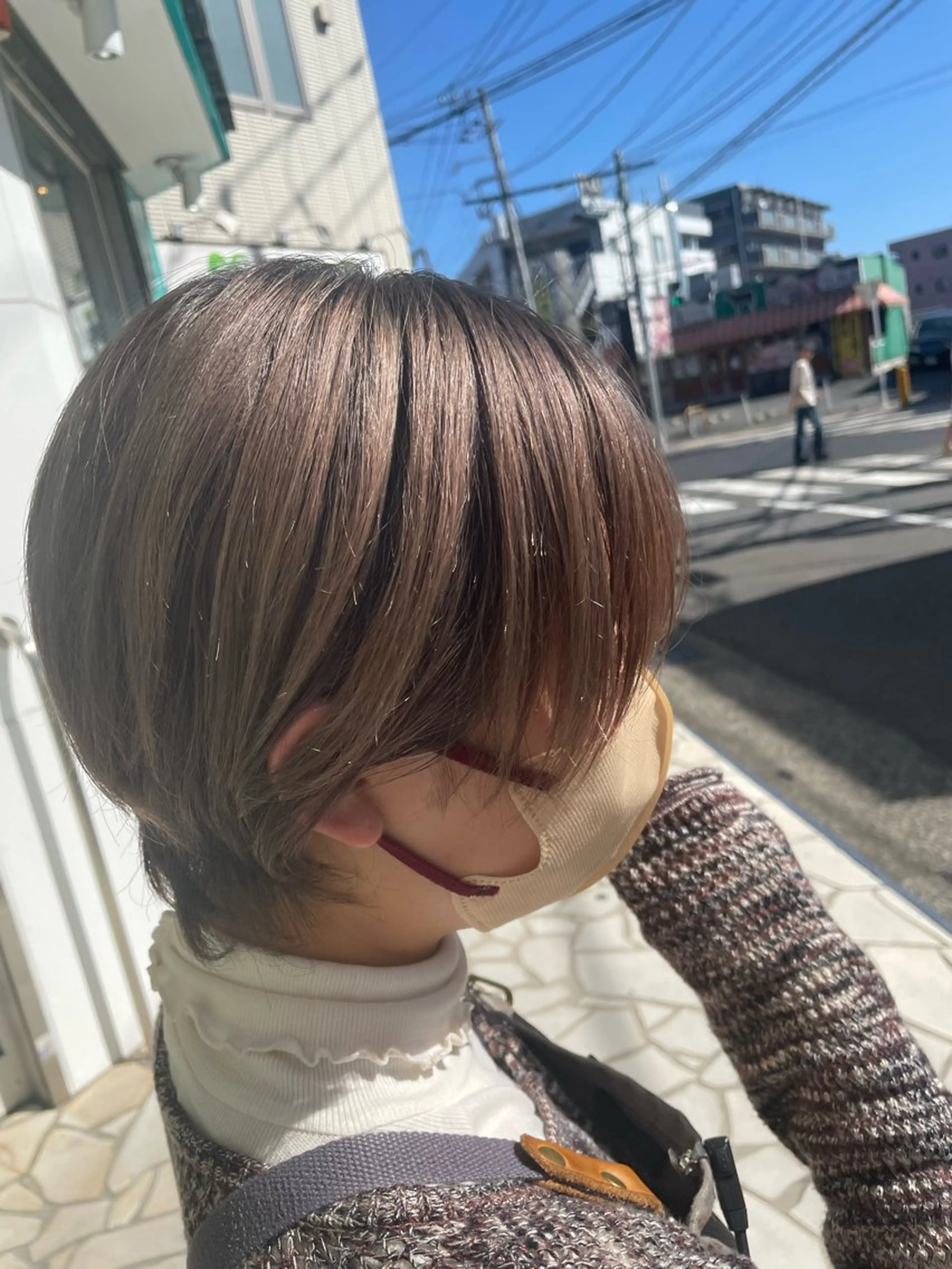 ショート カラー ヘアカラー 比嘉 龍佑のヘアスタイル