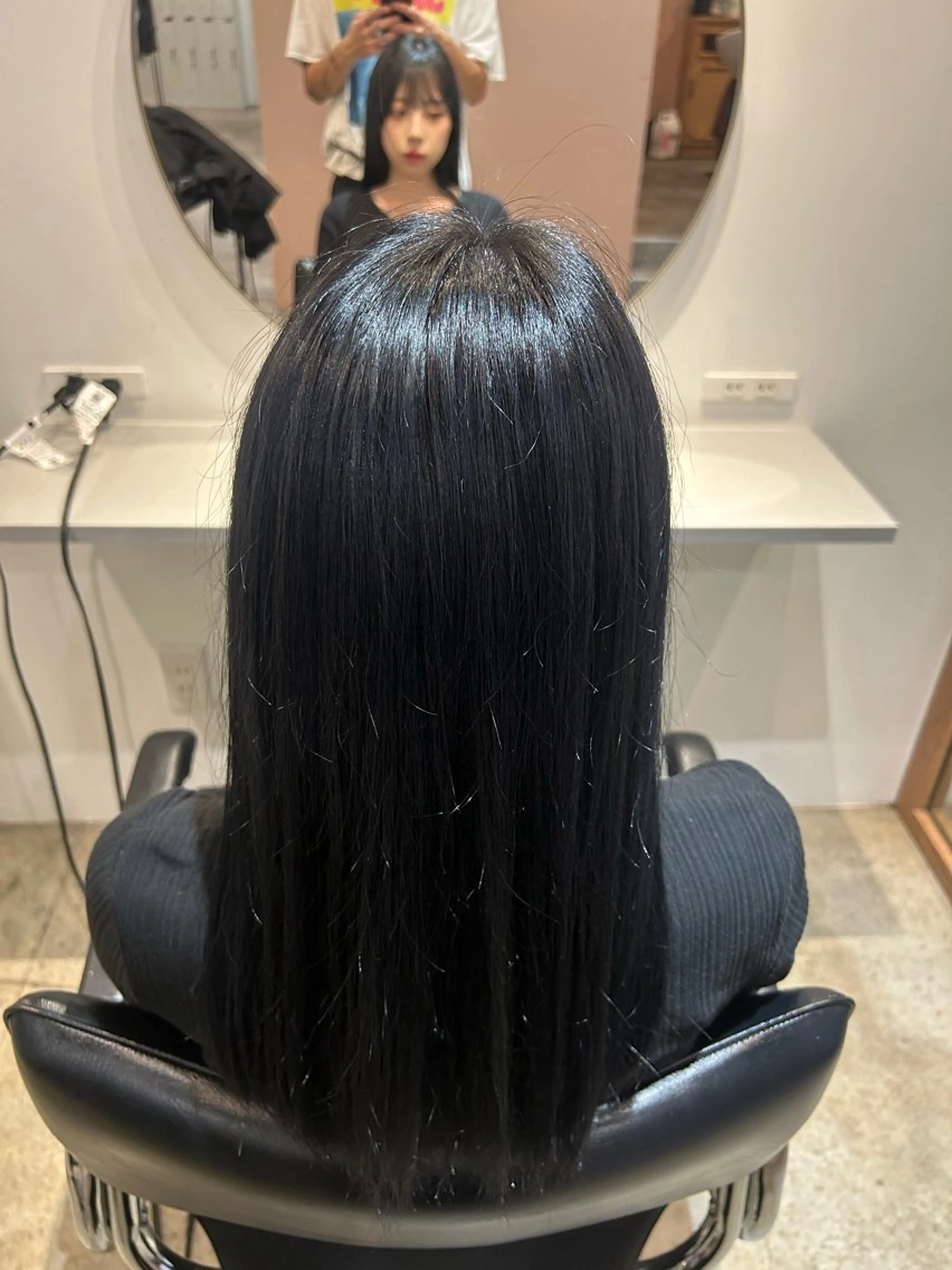 カラー かんだい colorのヘアスタイル