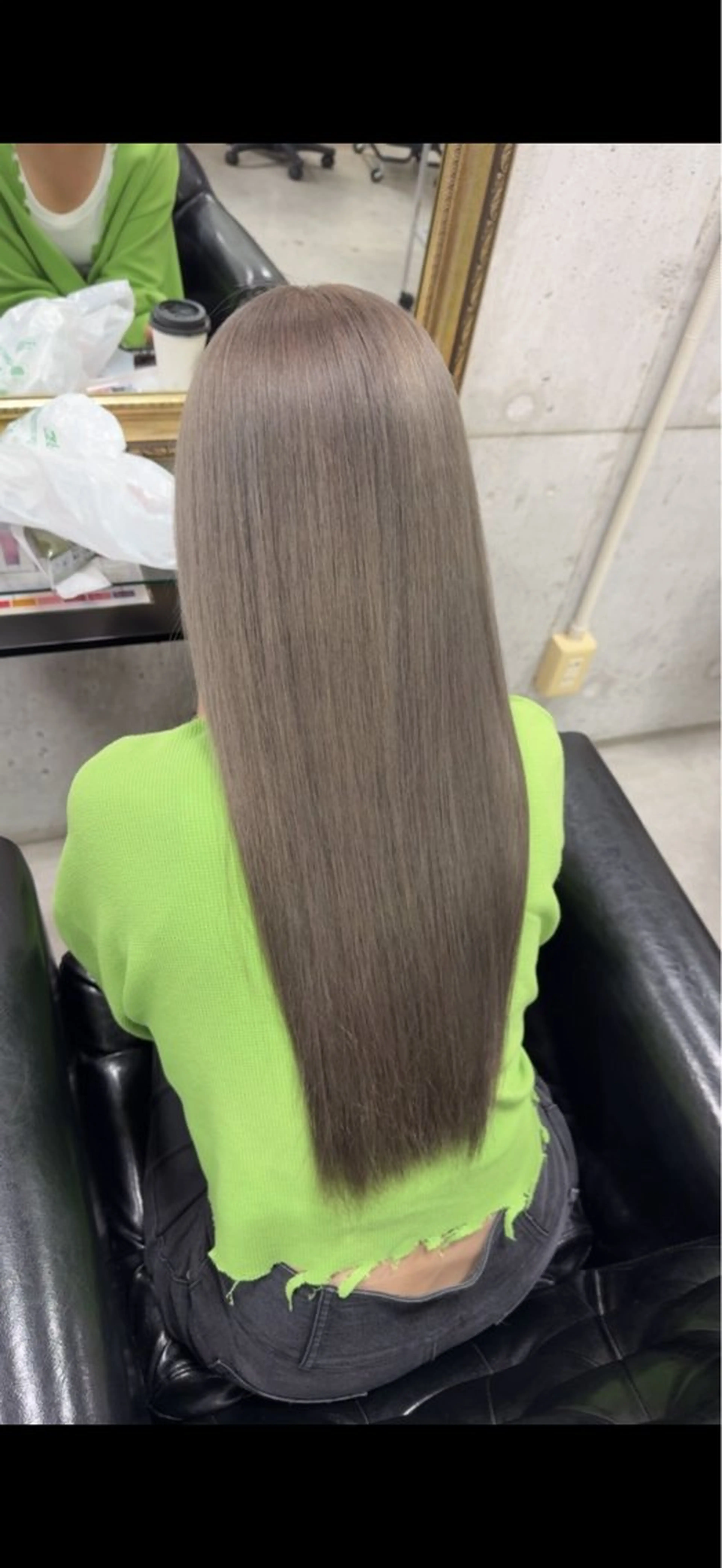 ロング カラー ブリーチ グレージュ ヘアカラー 🫧透明感🫧ツヤ感 ✨️カラー特化のヘアスタイル