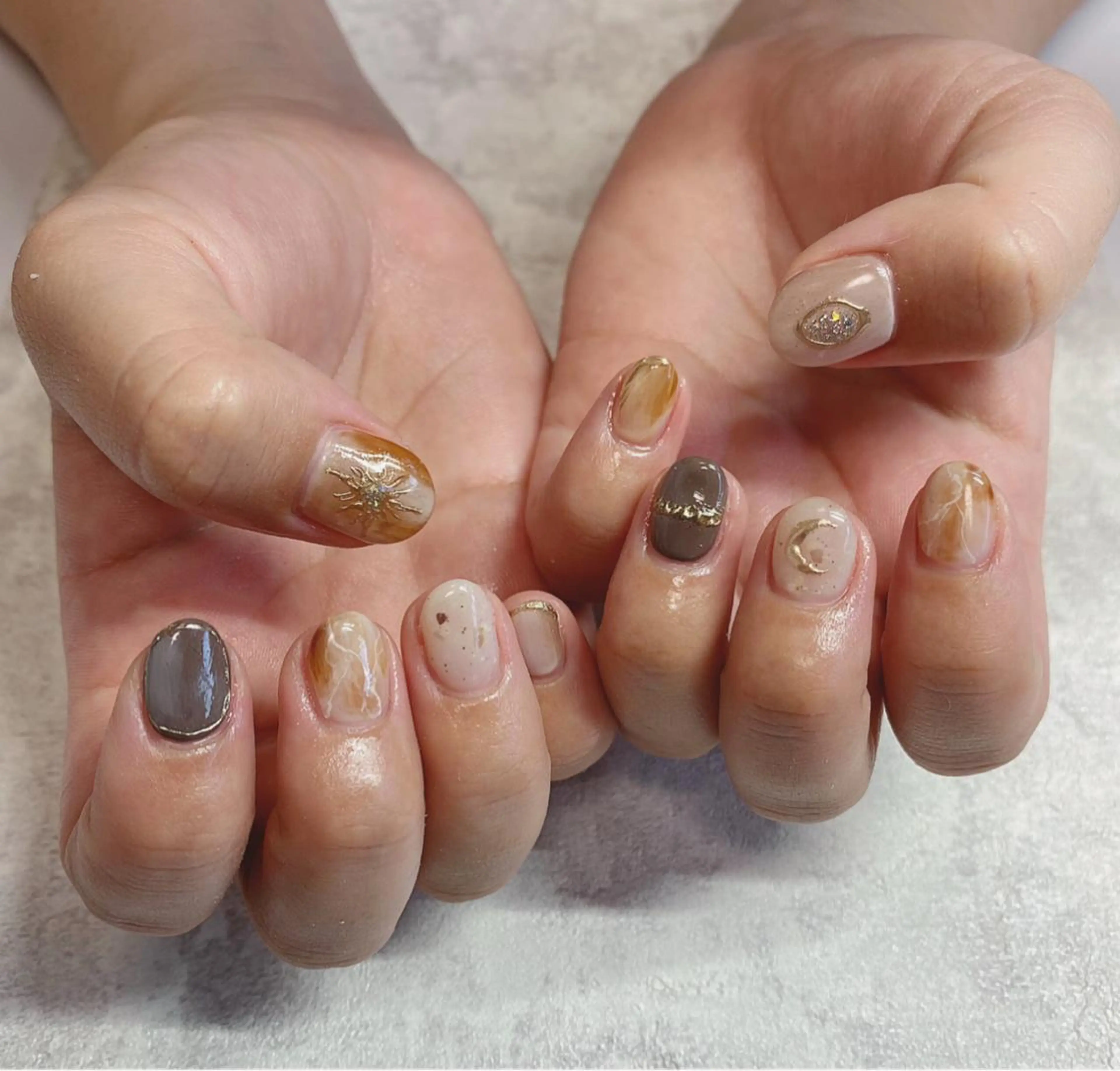 ネイル ハンドネイル 𝑺 𝒏𝒂𝒊𝒍✳︎のネイルデザイン