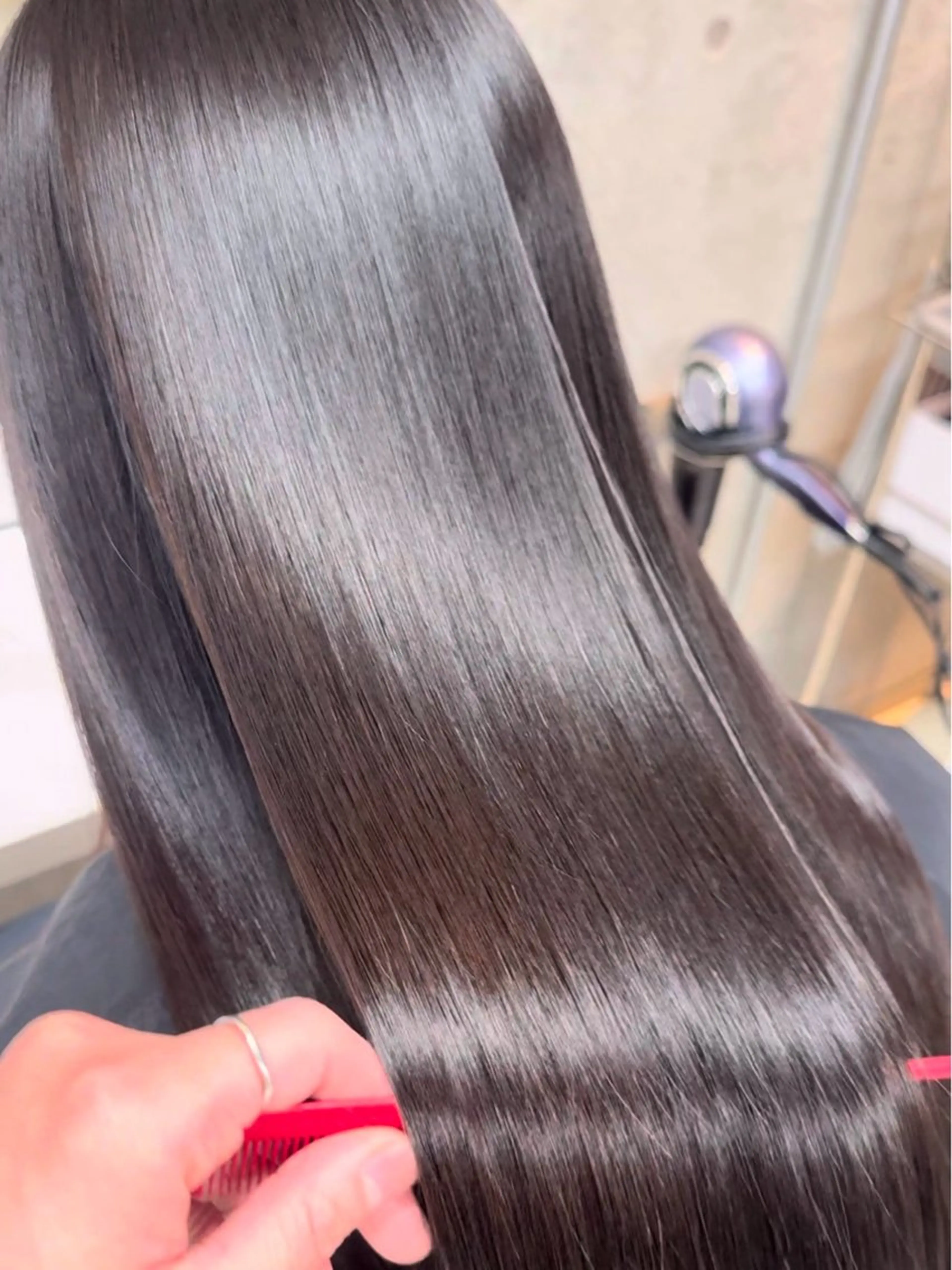 ロング 縮毛矯正 うる艶ヘア♡韓国好き 透明感　shotaのヘアスタイル