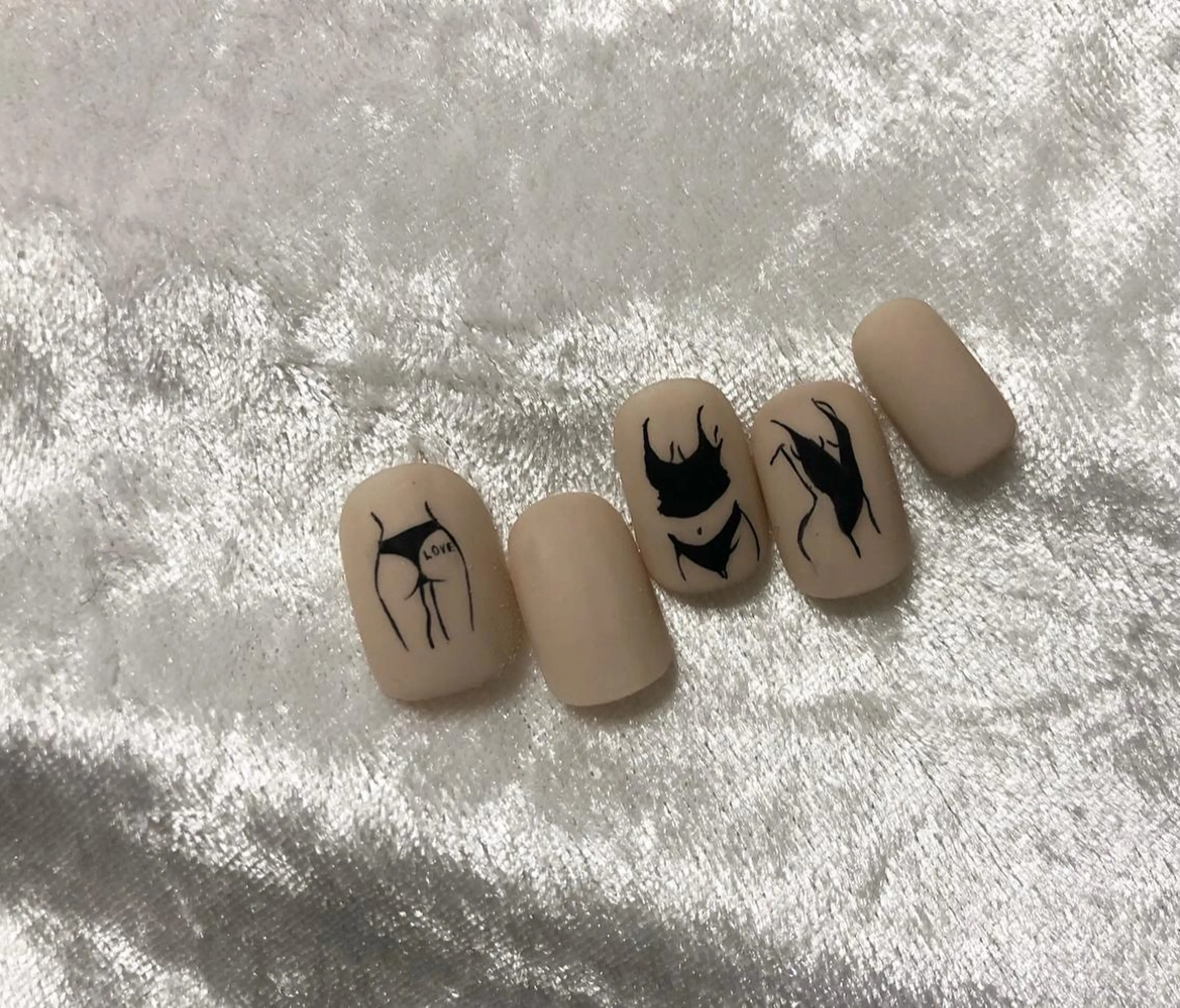 ネイル ハンドネイル パラあり！フィルイン 美フォルムのネイルデザイン