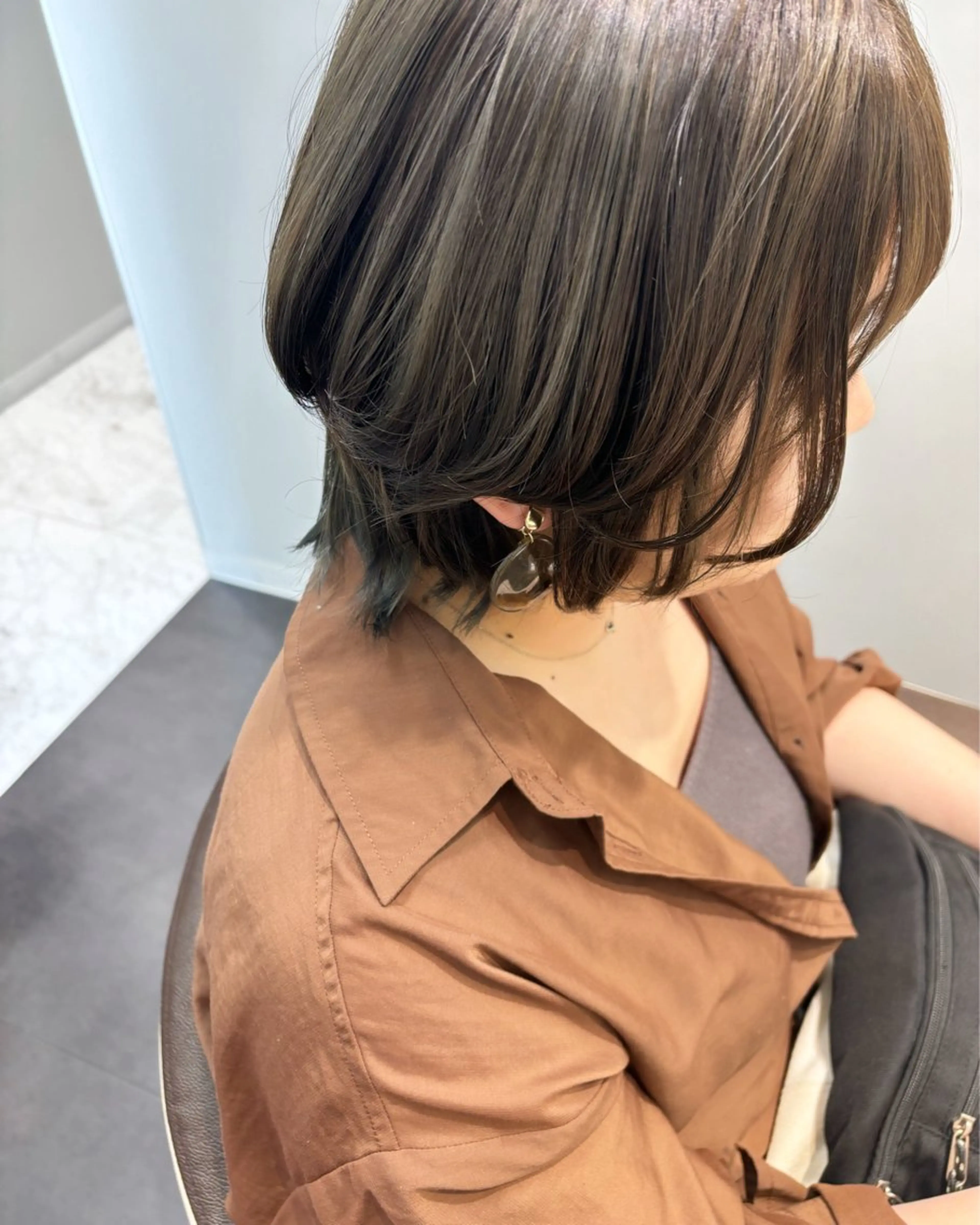 ショート カラー グレージュ ハイライトカラー ハイライト カット ヘッドスパ AdeLaide Hair所属・Mina Akiyamaのヘアスタイル