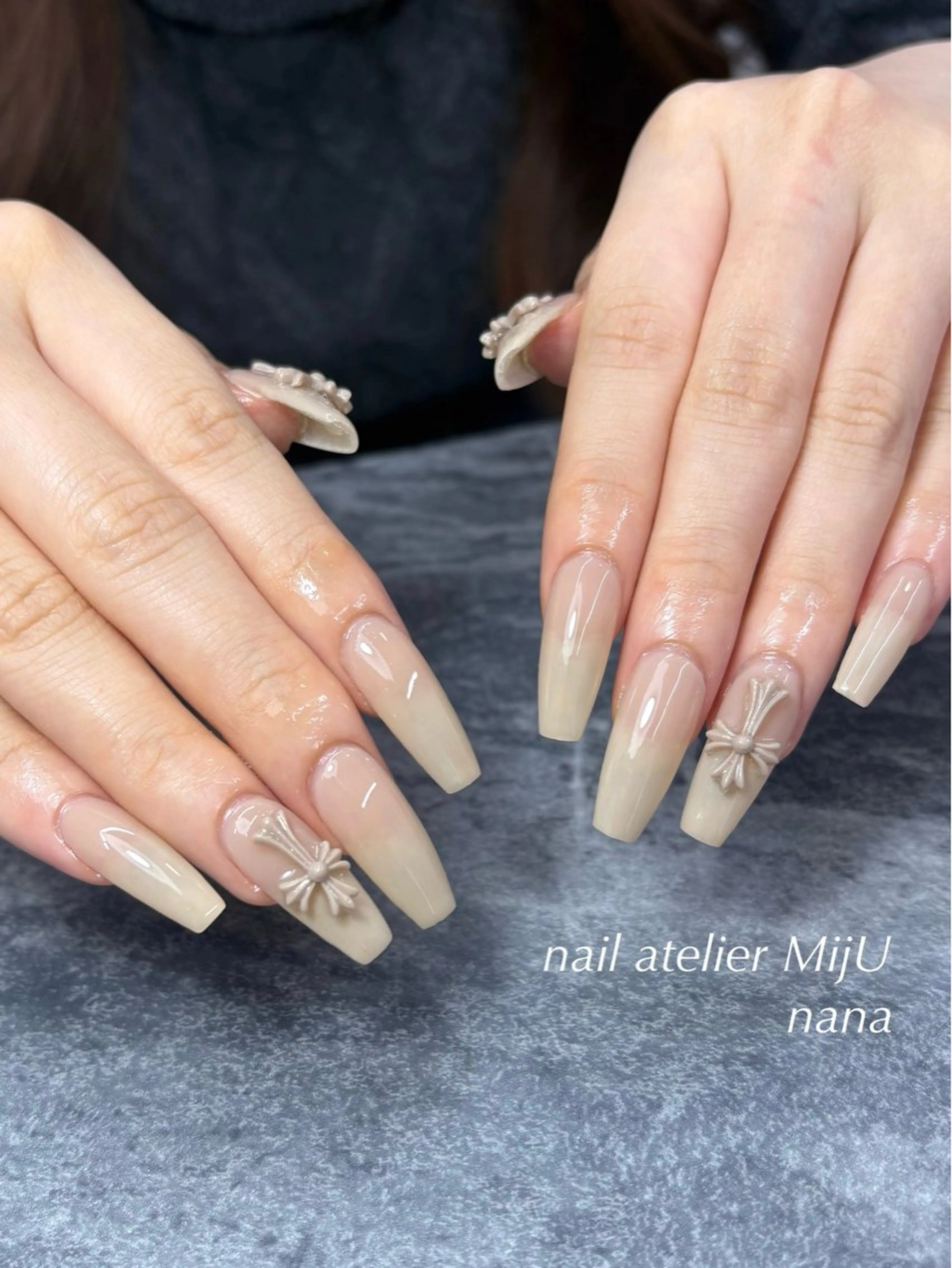 ロング ハンドネイル nana ｜MijU 高崎のネイルデザイン