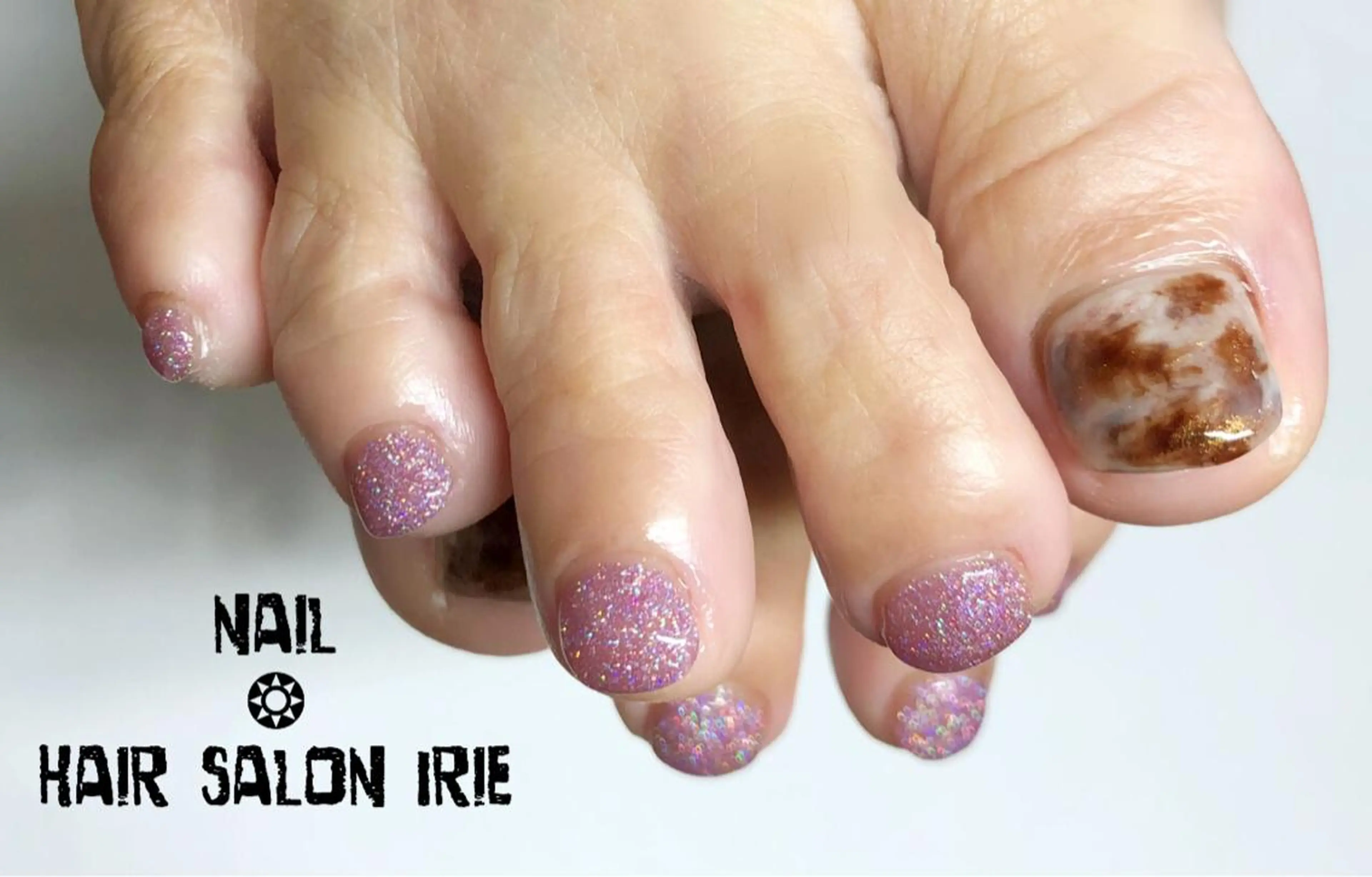 ネイル フットネイル 與儀 知佳のネイルデザイン