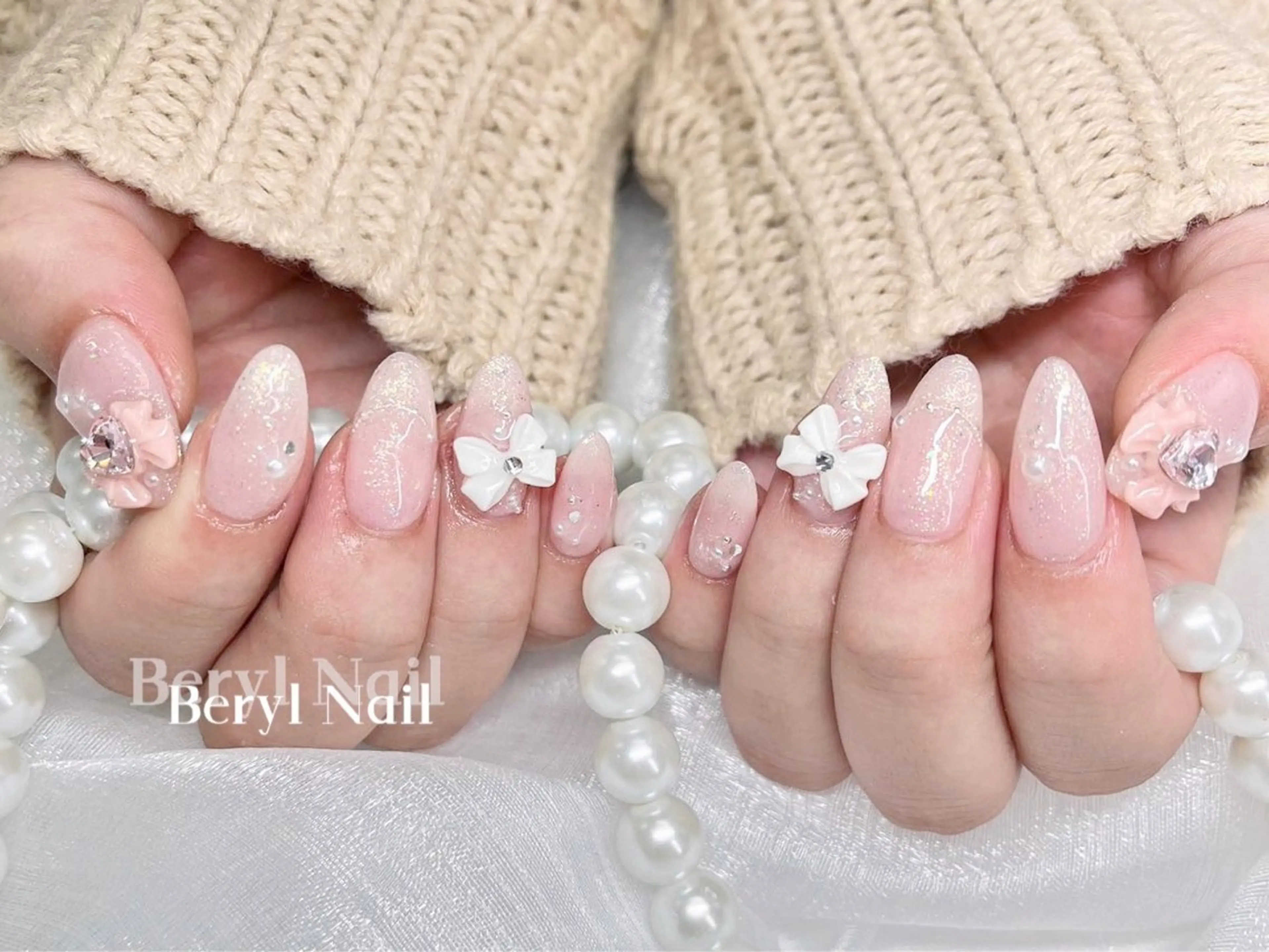 セミロング ハンドネイル Beryl Nail 新大久保のネイルデザイン