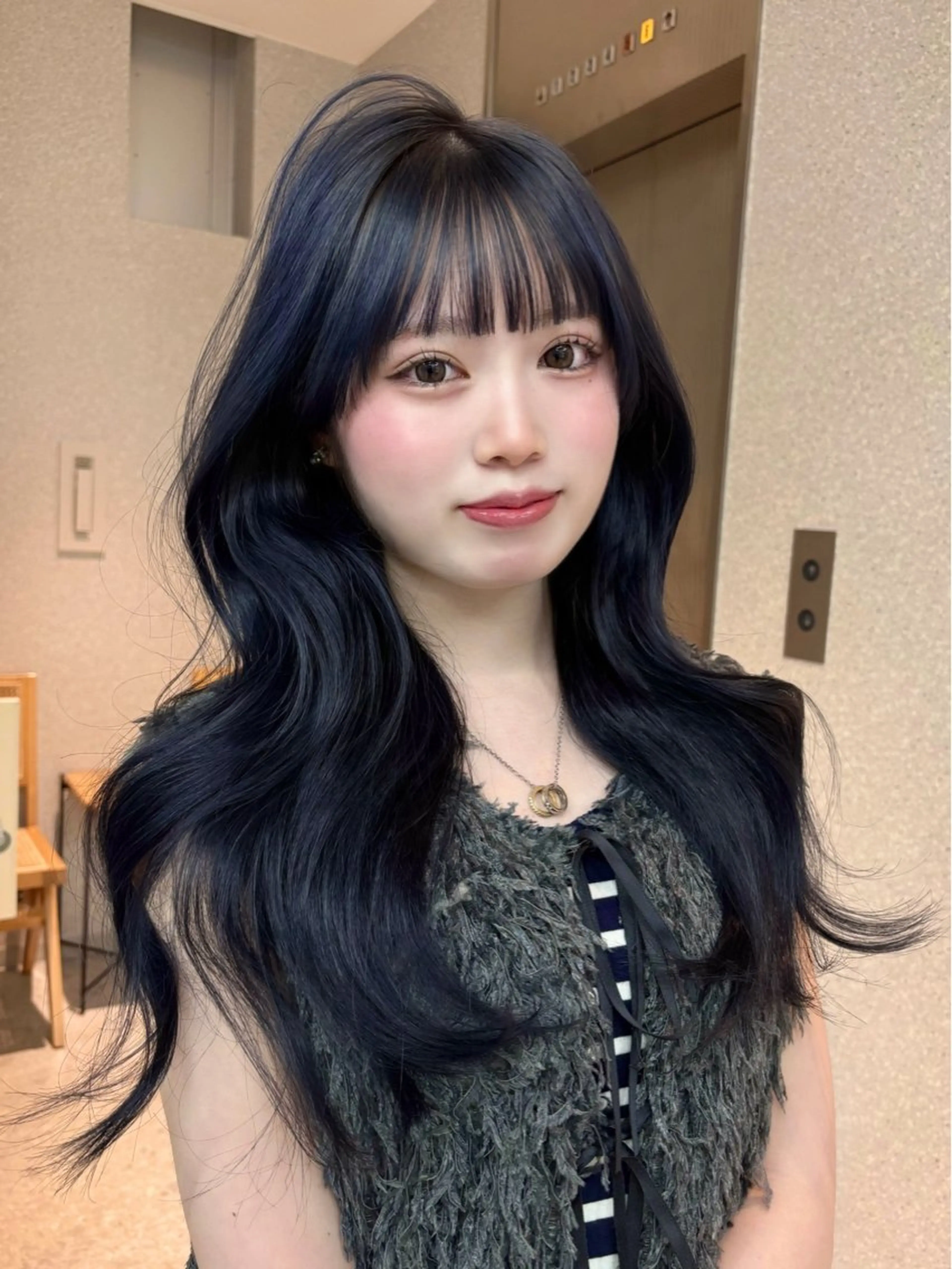 ロング カラー ブリーチ 透明感カラー ハイトーンカラー ヘアカラー 天神￤カラー￤ まなみ🎀💞のヘアスタイル