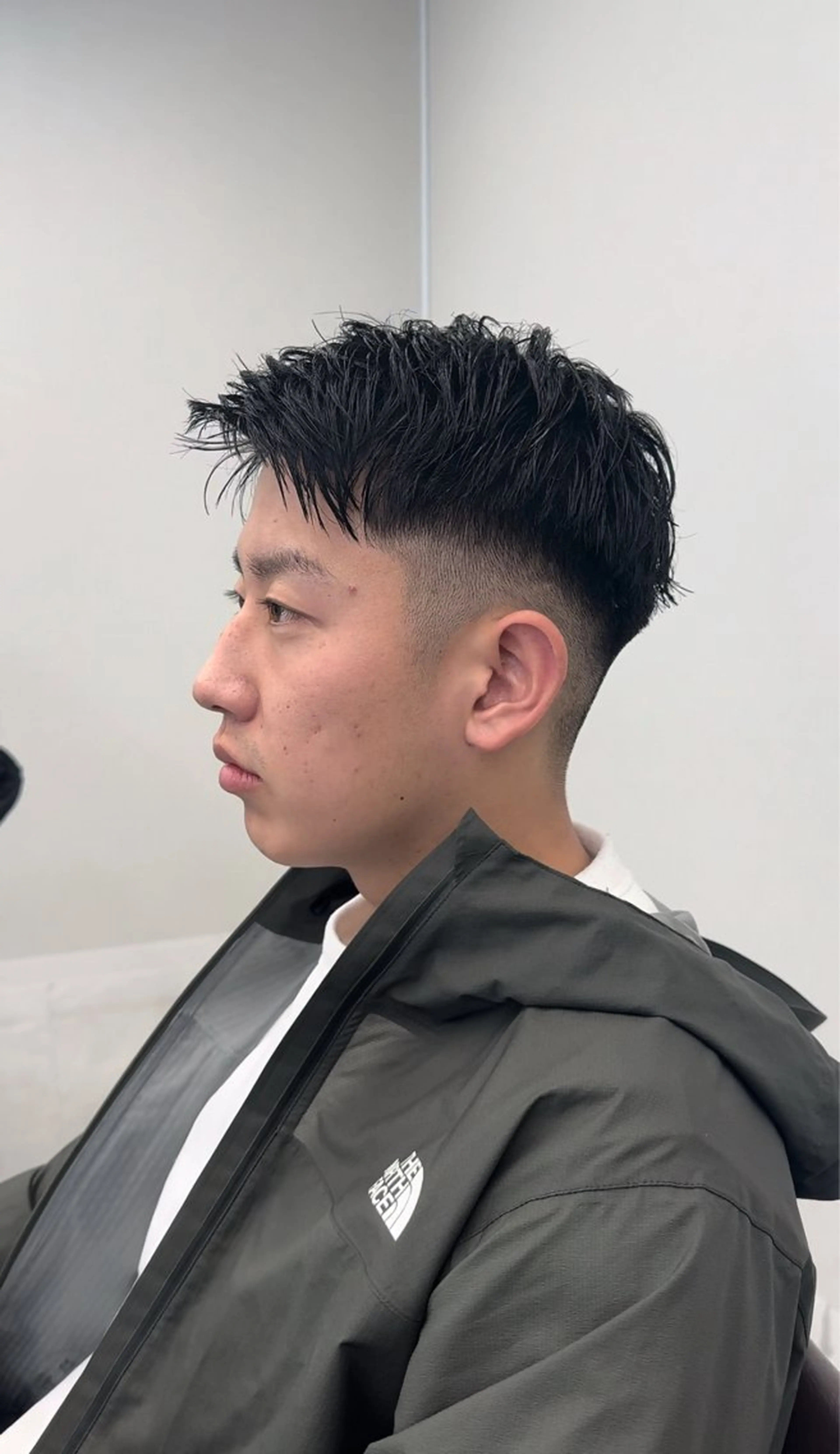 メンズ カット ニュアンス/フェザー /ウルフ/伶馬のヘアスタイル