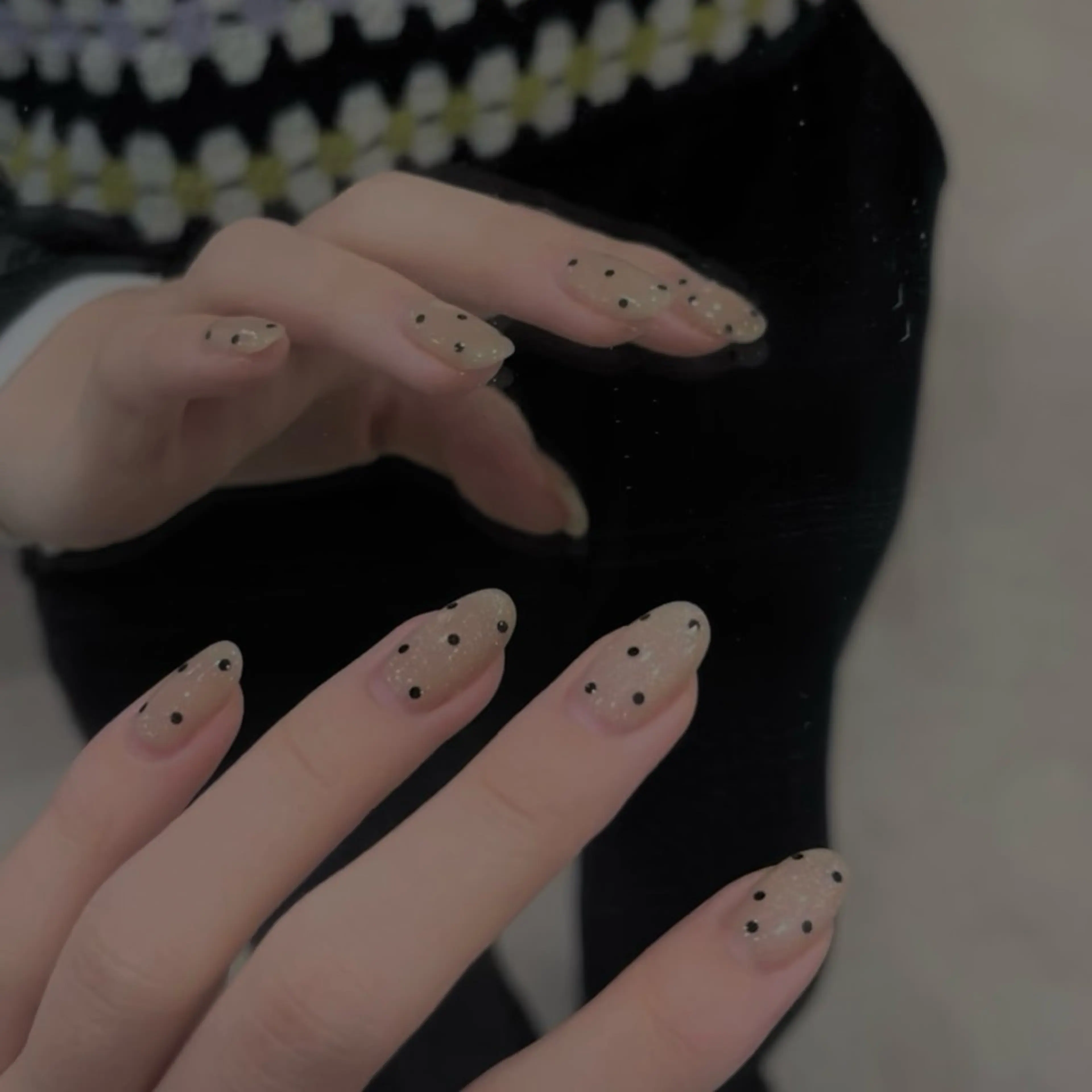 ネイル ドット 氷ネイル・うるうるネイル マグネットネイル ハンドネイル atelier moi所属・atelier moiのネイルデザイン