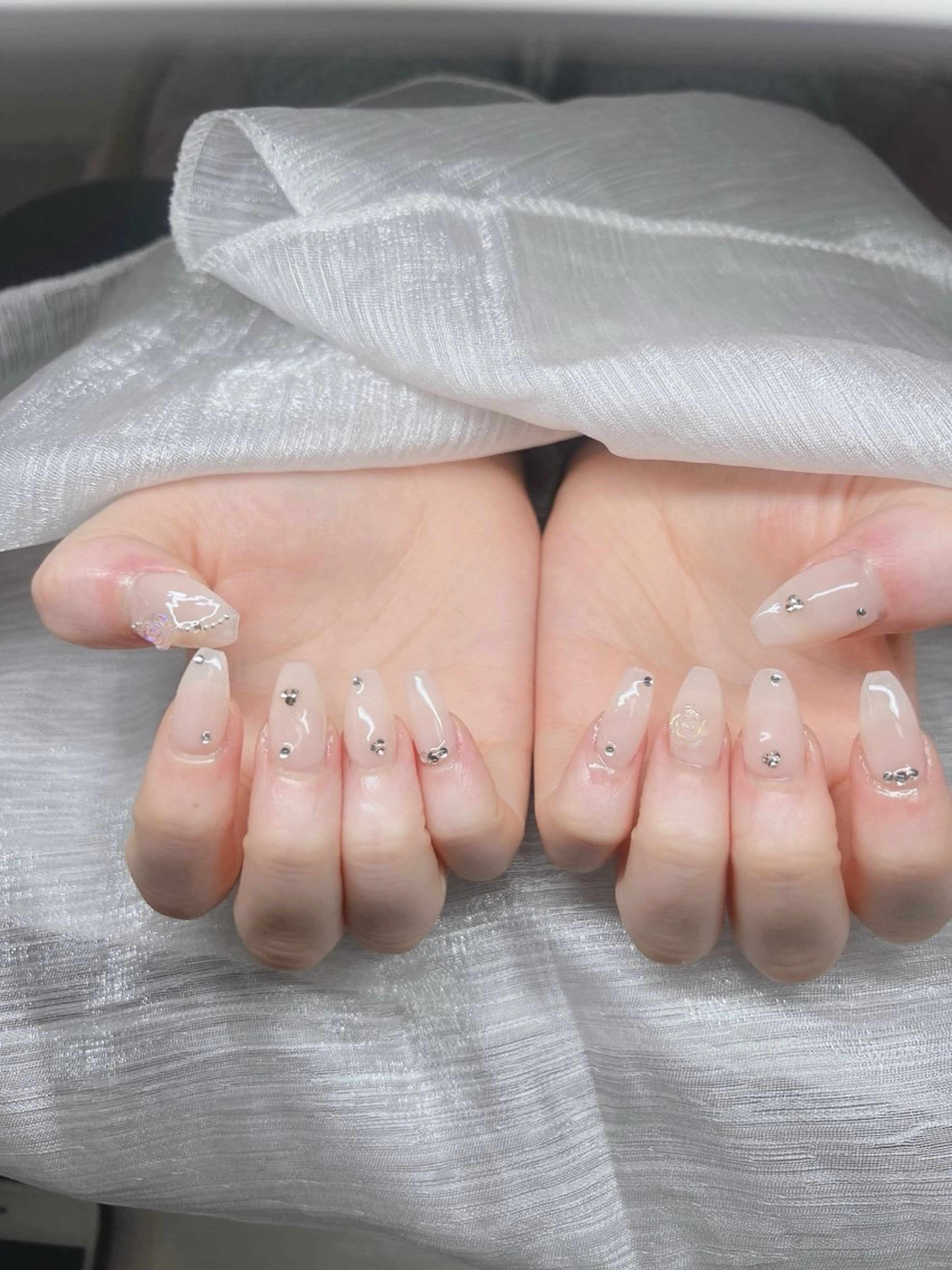 ネイル 長さ出し グラデーション 卒業式 キラキラネイル マグネットネイル Lee Nails チップ長さだし専門店のネイルデザイン