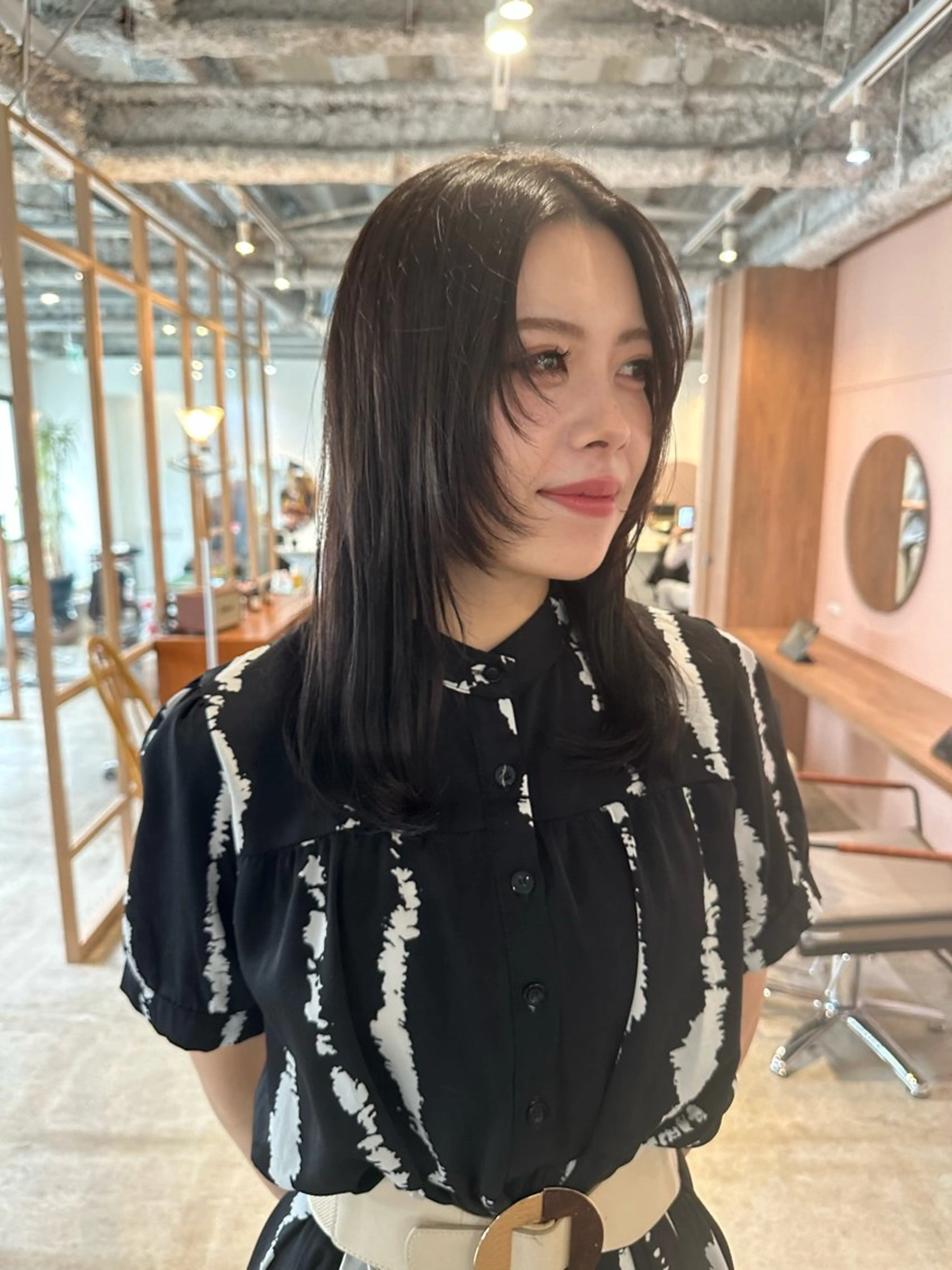 セミロング カット ヘアカラー トリートメント ナチュラル/レイヤー 磯飛⭐️慎之介のヘアスタイル