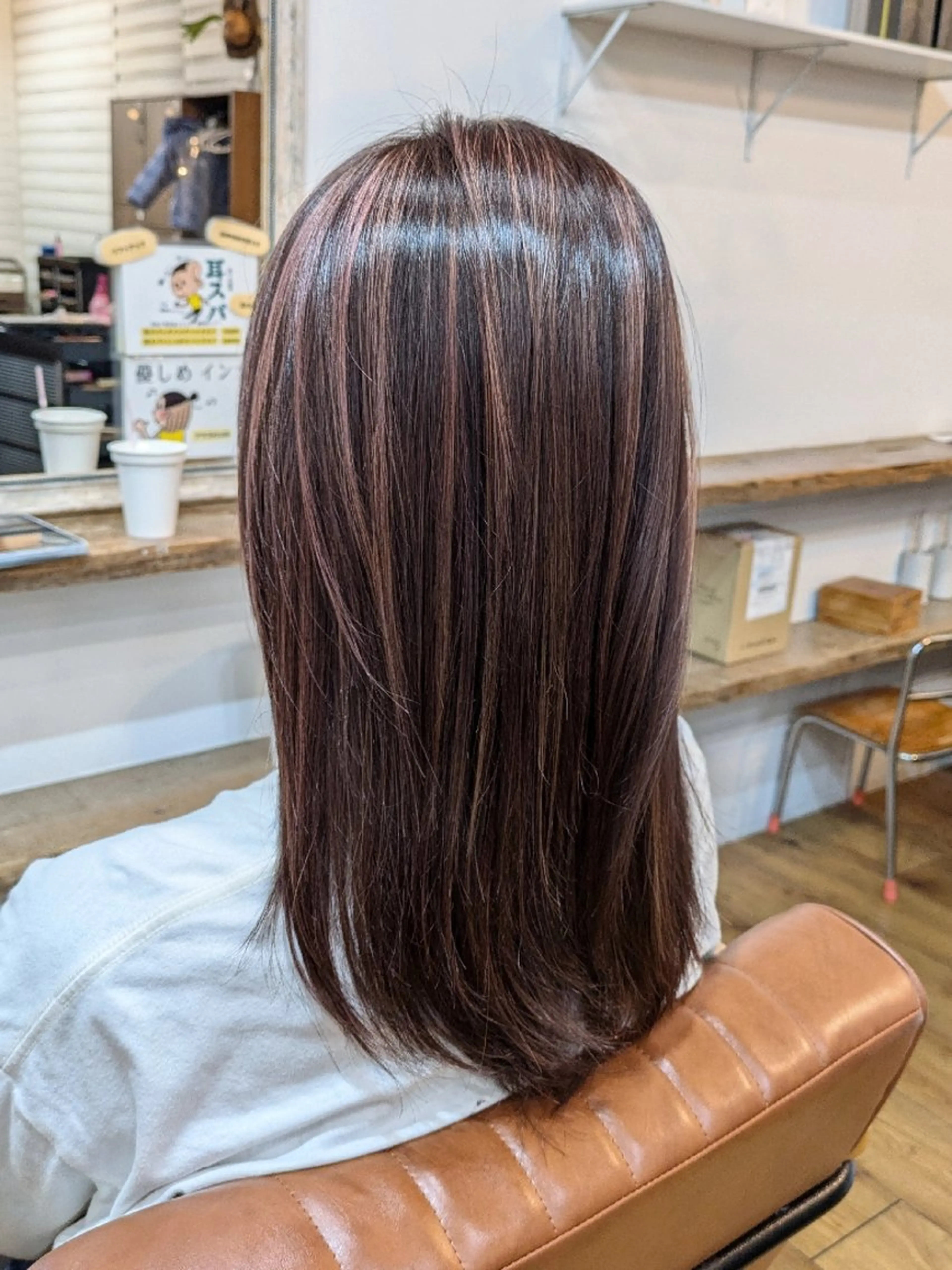 ロング ボブ ハイライト レイヤーカット ロング カット ヘアカラー 奥田 誠司のヘアスタイル