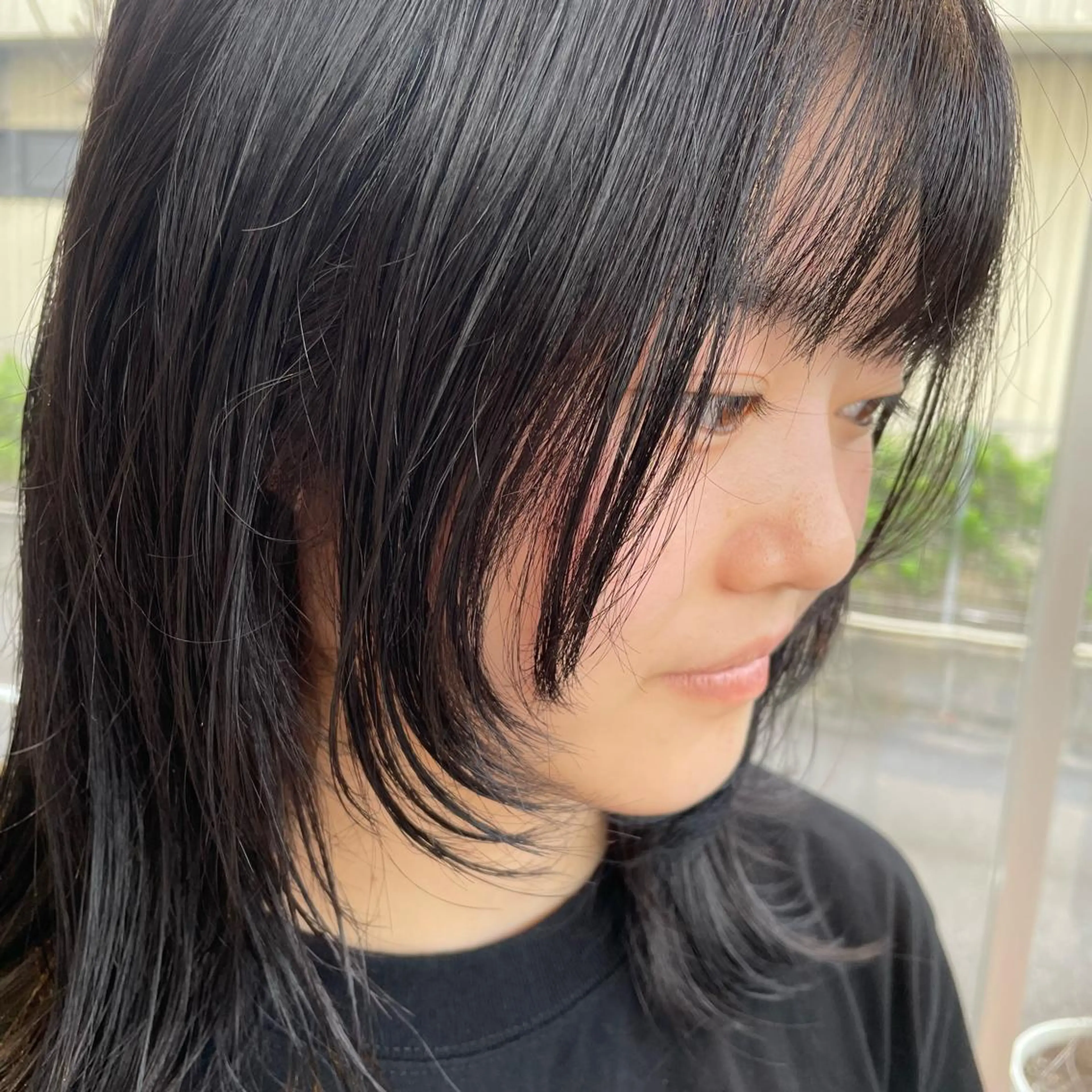 ミディアム 松永 果菜のヘアスタイル