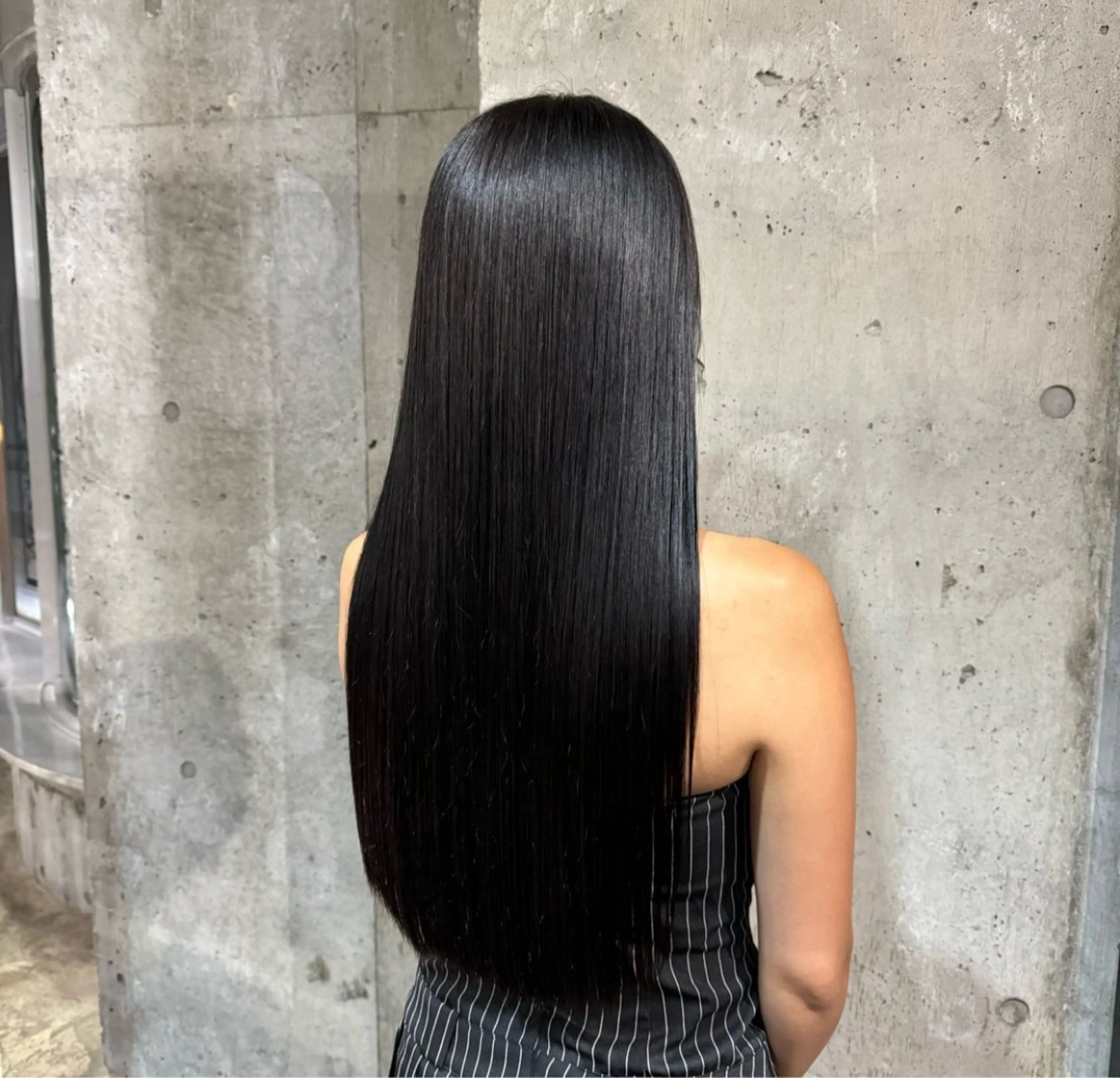 ロング 縮毛矯正 艶カラー/髪質改善 🩶Yukiのヘアスタイル